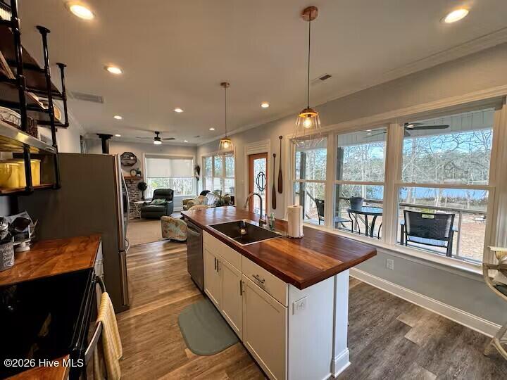 297 Snug Harbor Lane, Bath, NC, 27808