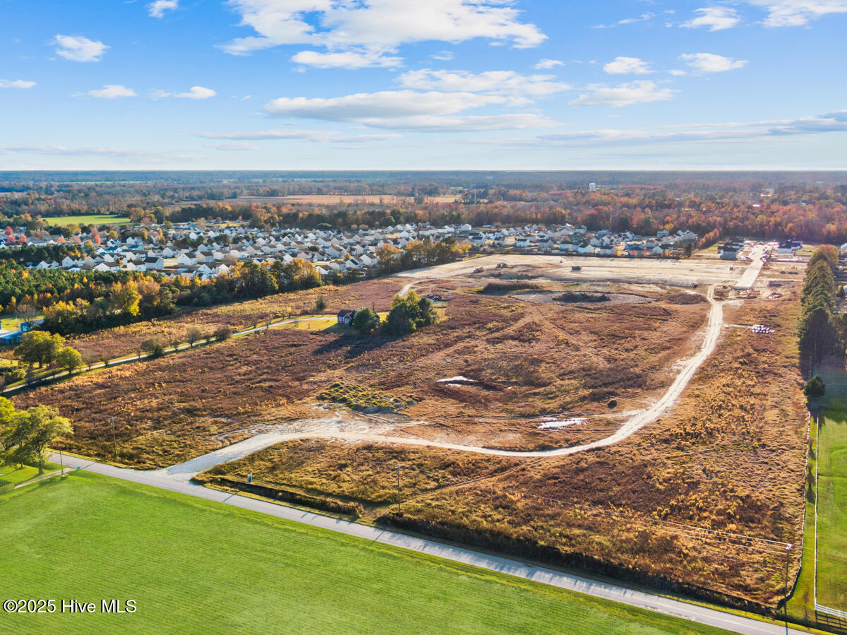 100524209 | Photo 27