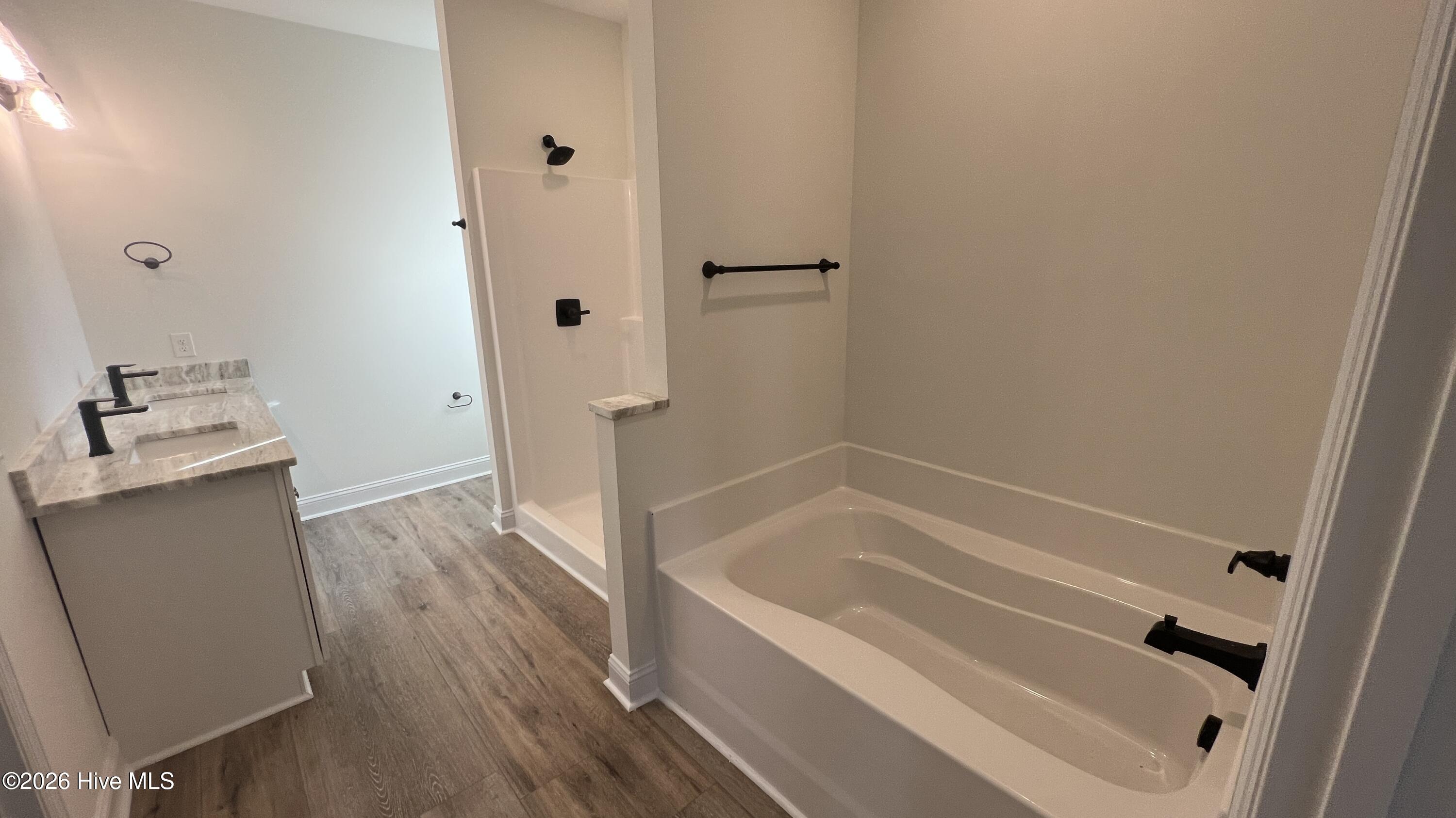 100525179 | Photo 10