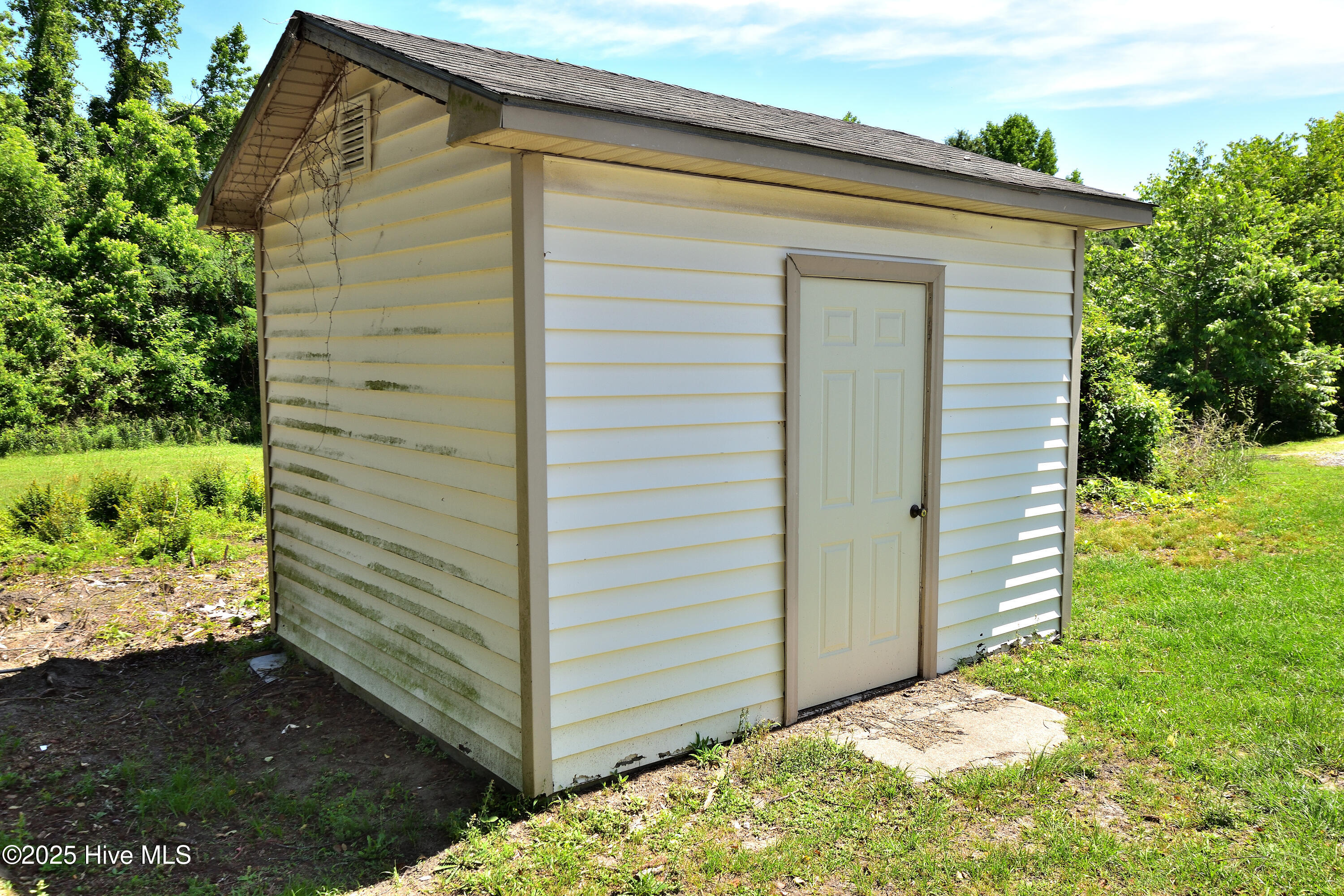 Homes for sale in Nashville, NC | 618 E Washington St, Nashville, NC 27856 | MLS# 100508643