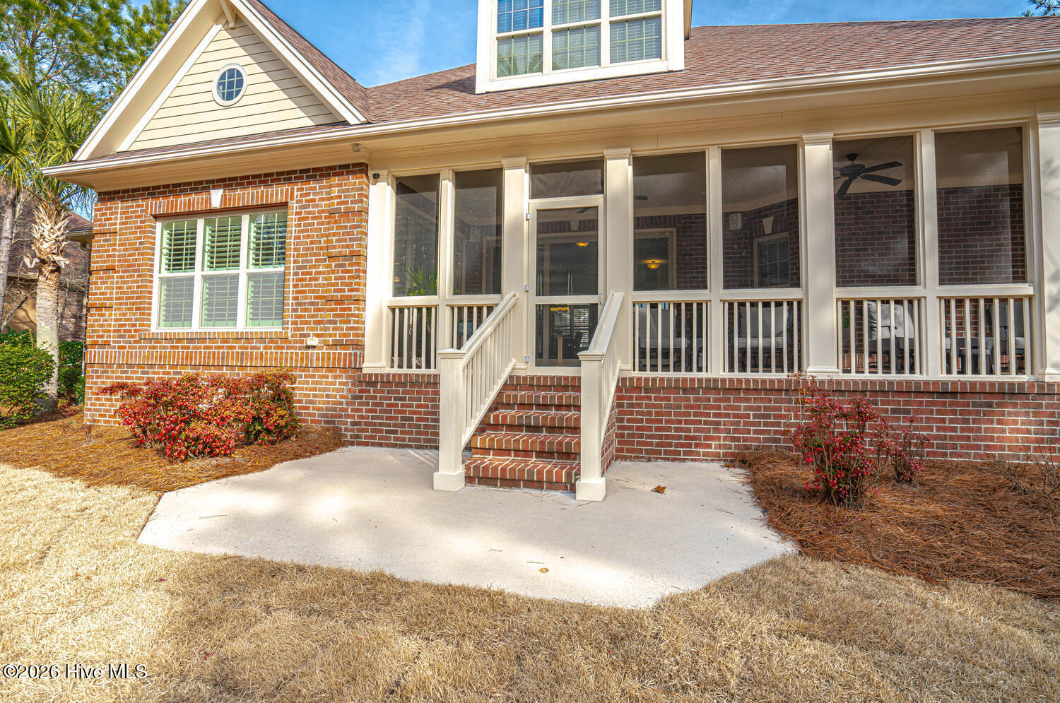 100552025 | Photo 65