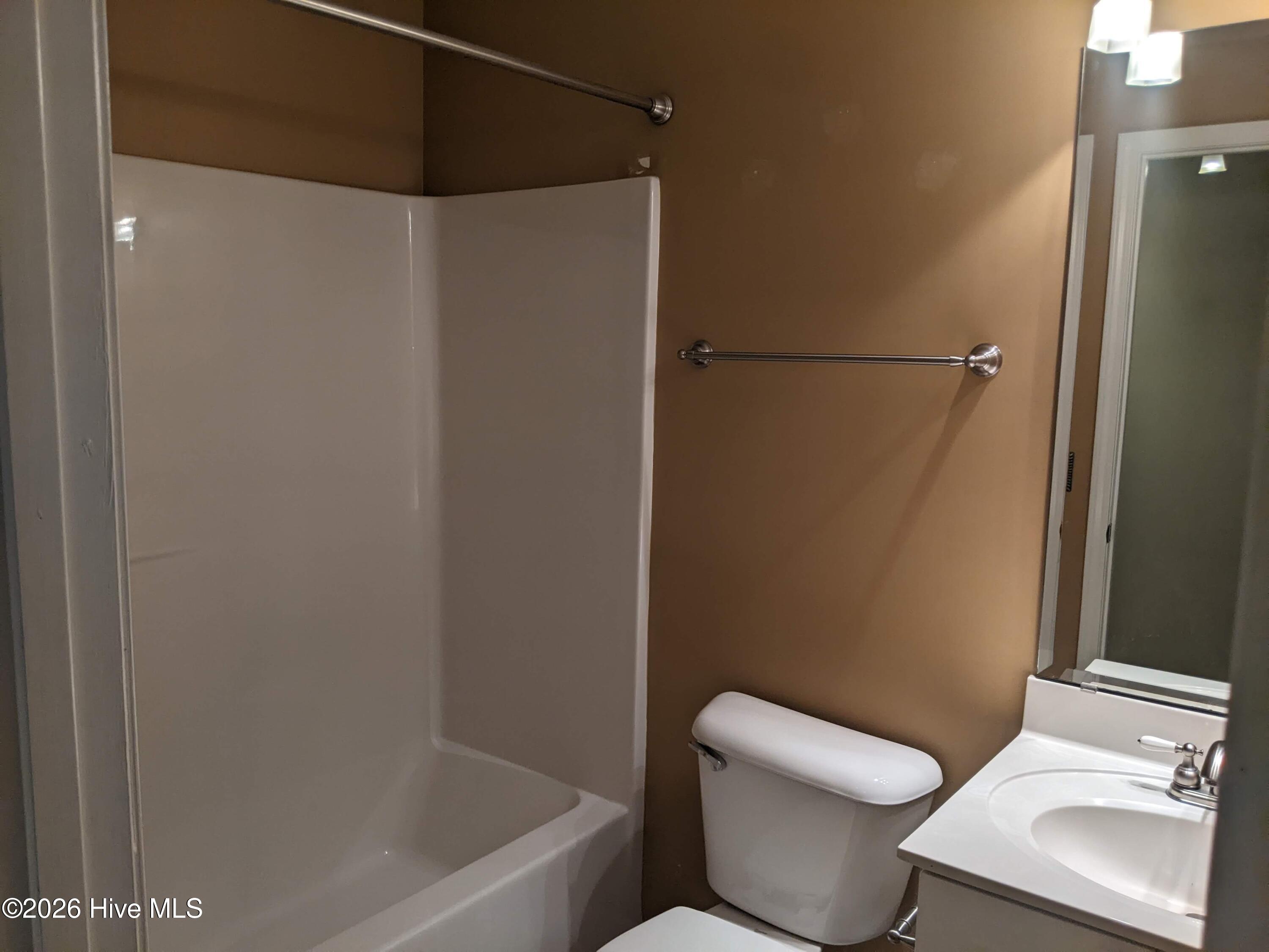 100556165 | Photo 18