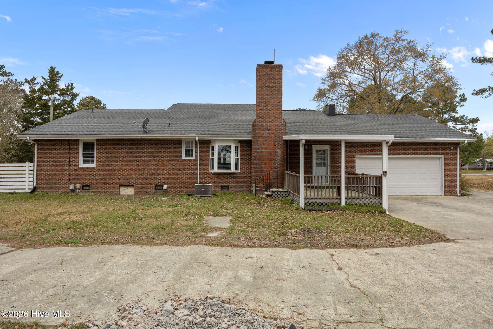 2882 Ivy Road, Greenville, NC, 27858