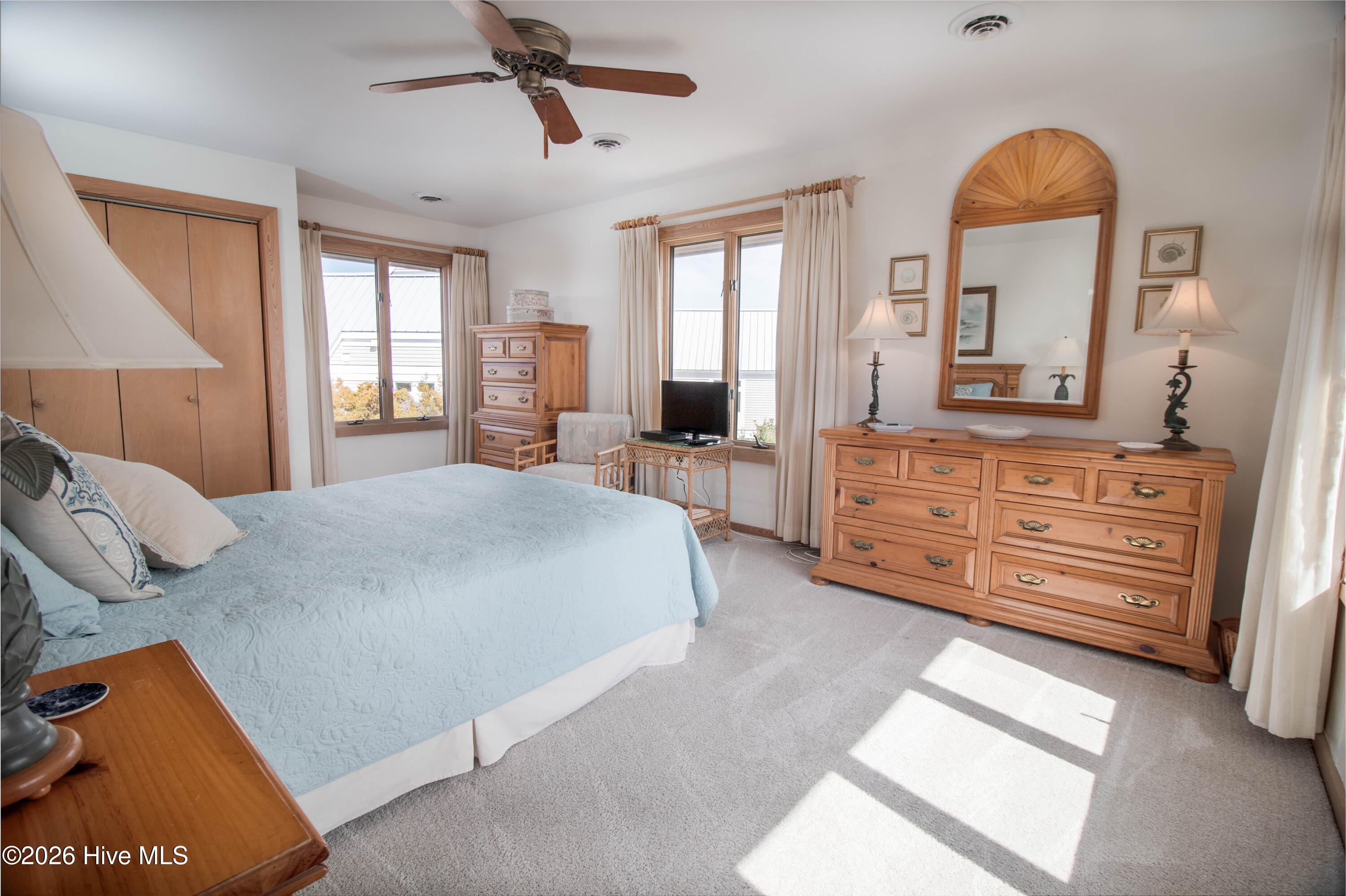 100559137 | Photo 13