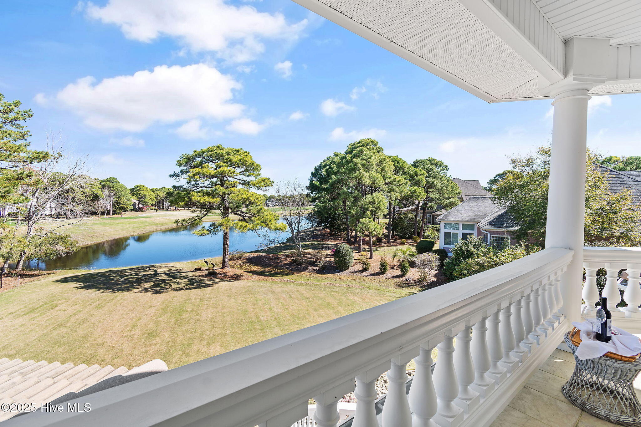 100498413 | Photo 55