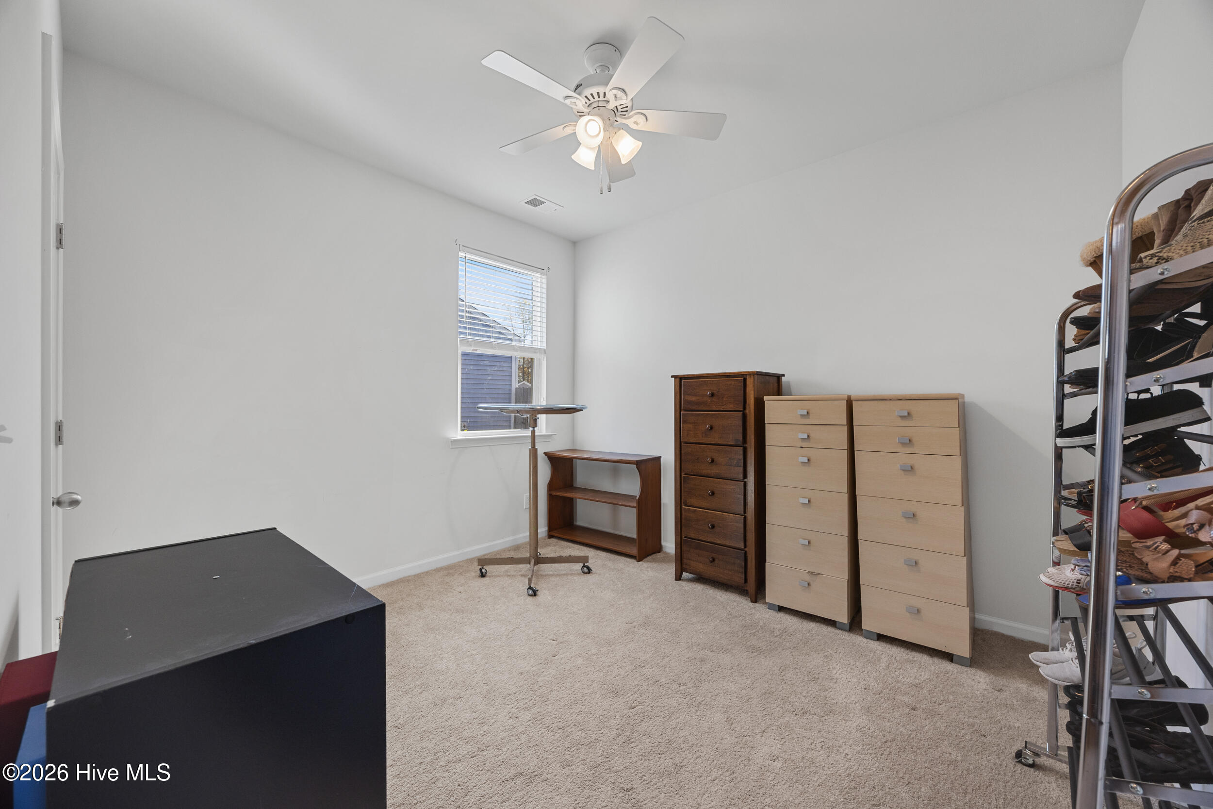 100561160 | Photo 25