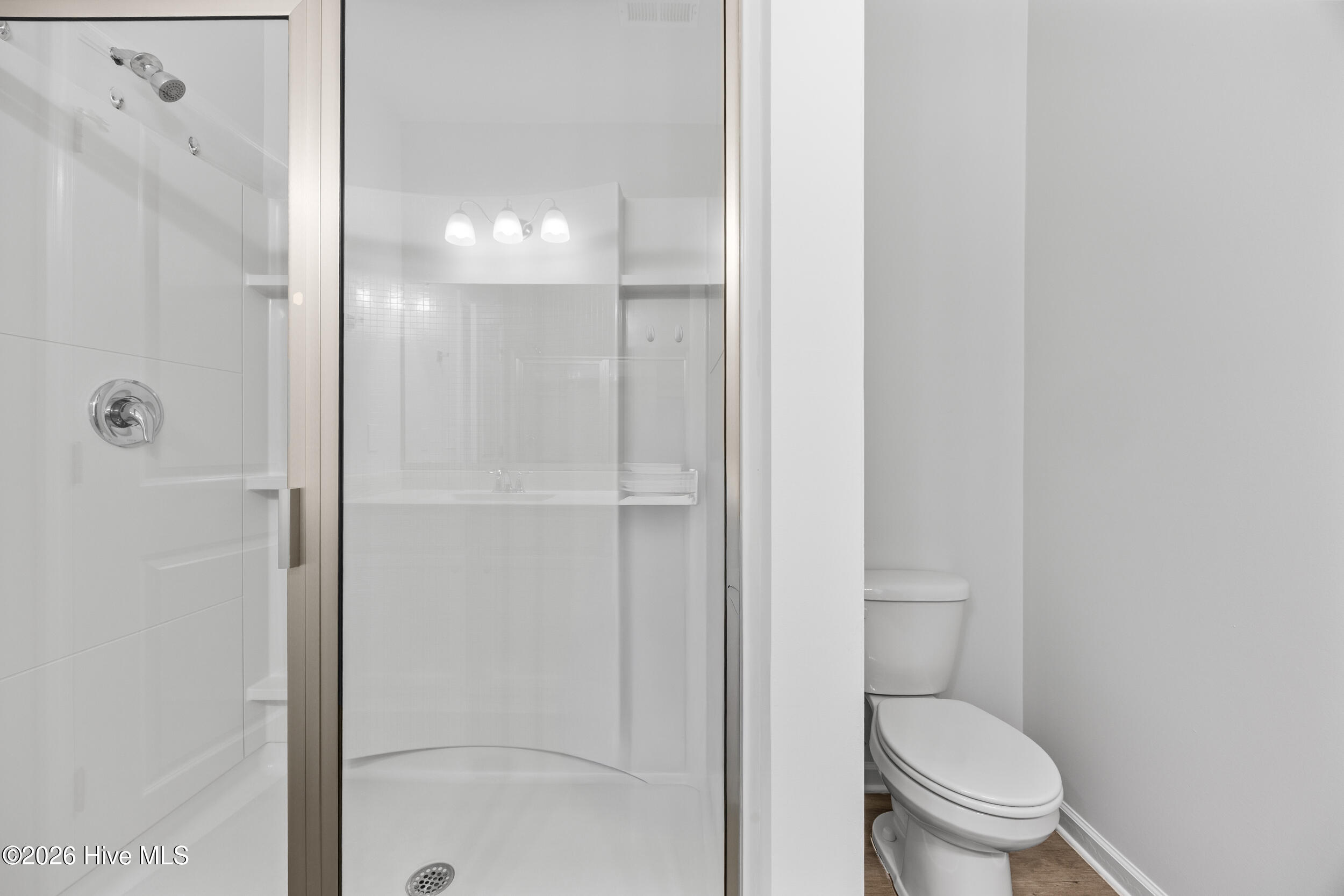 100557487 | Photo 21