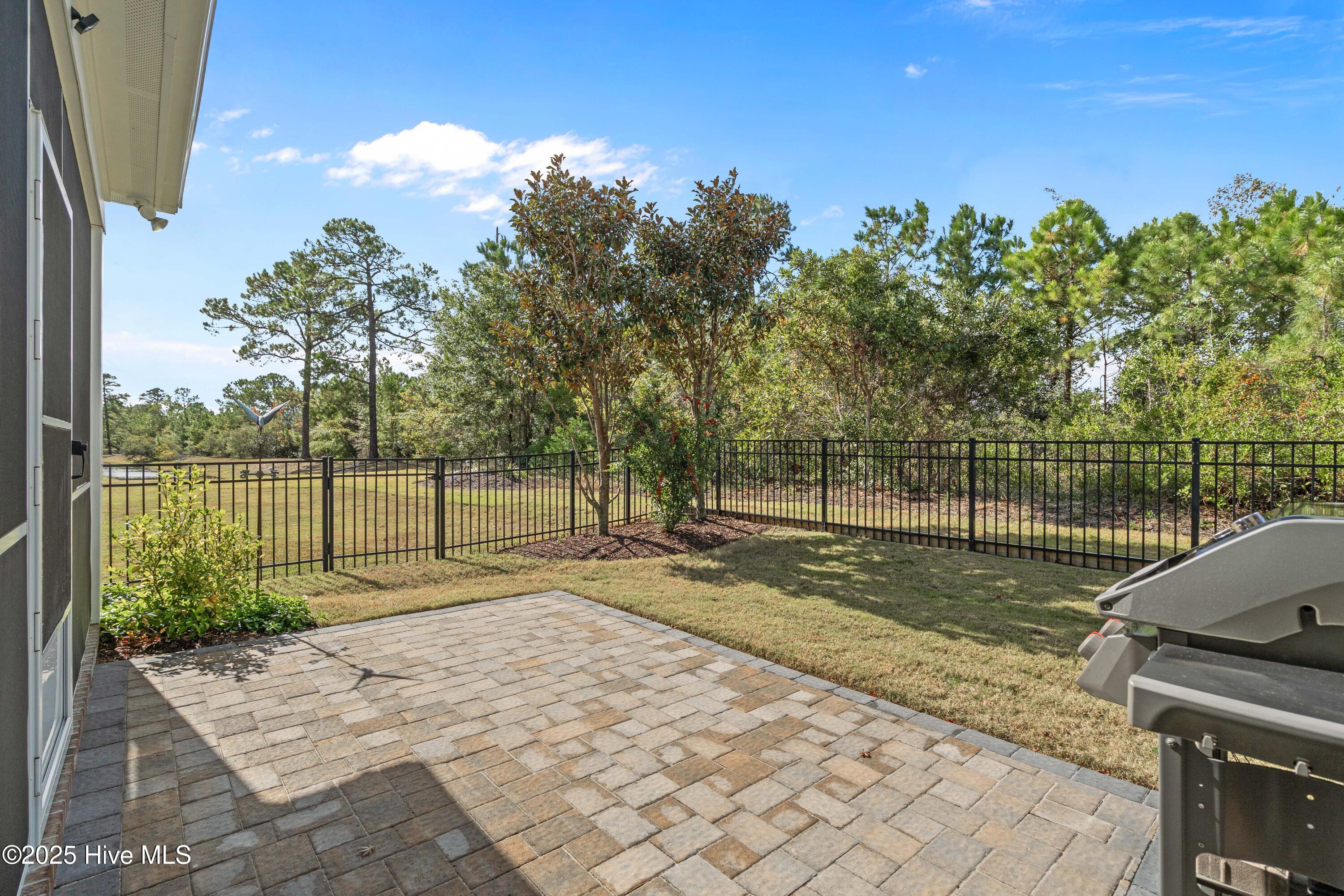 100539660 | Photo 52