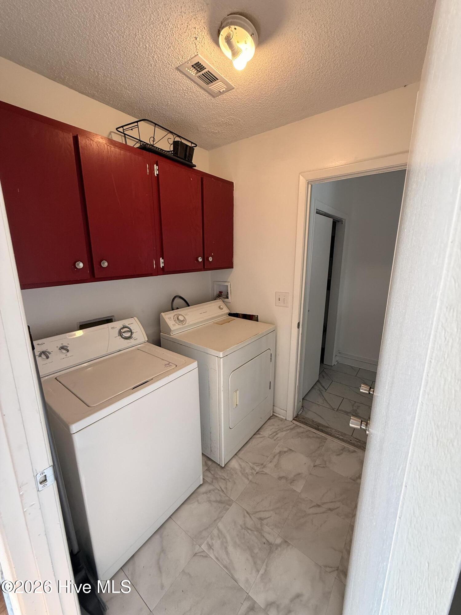 100566796 | Photo 18