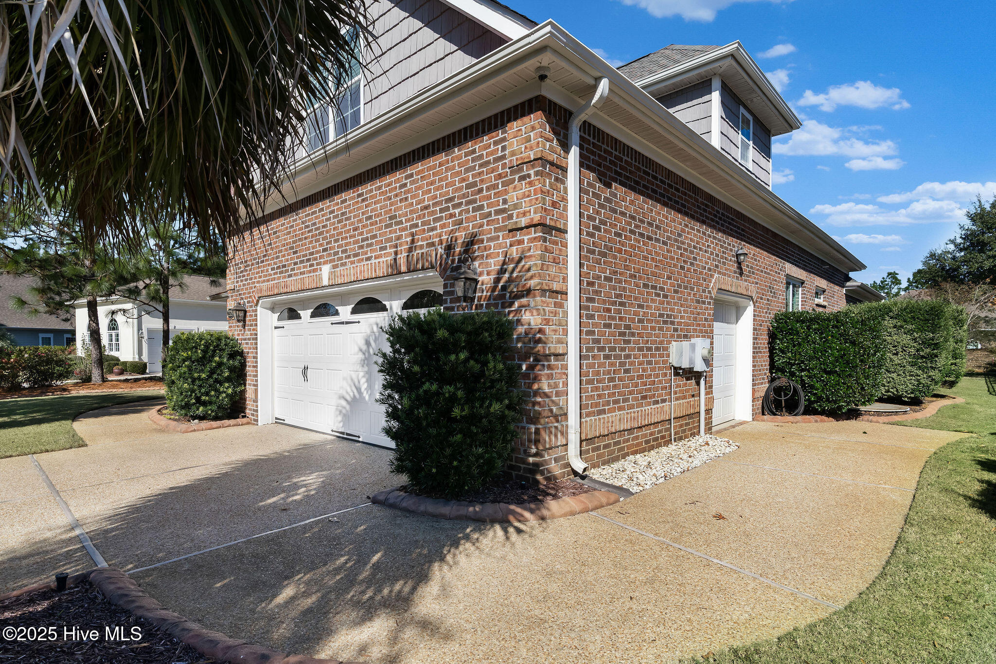 100541913 | Photo 13