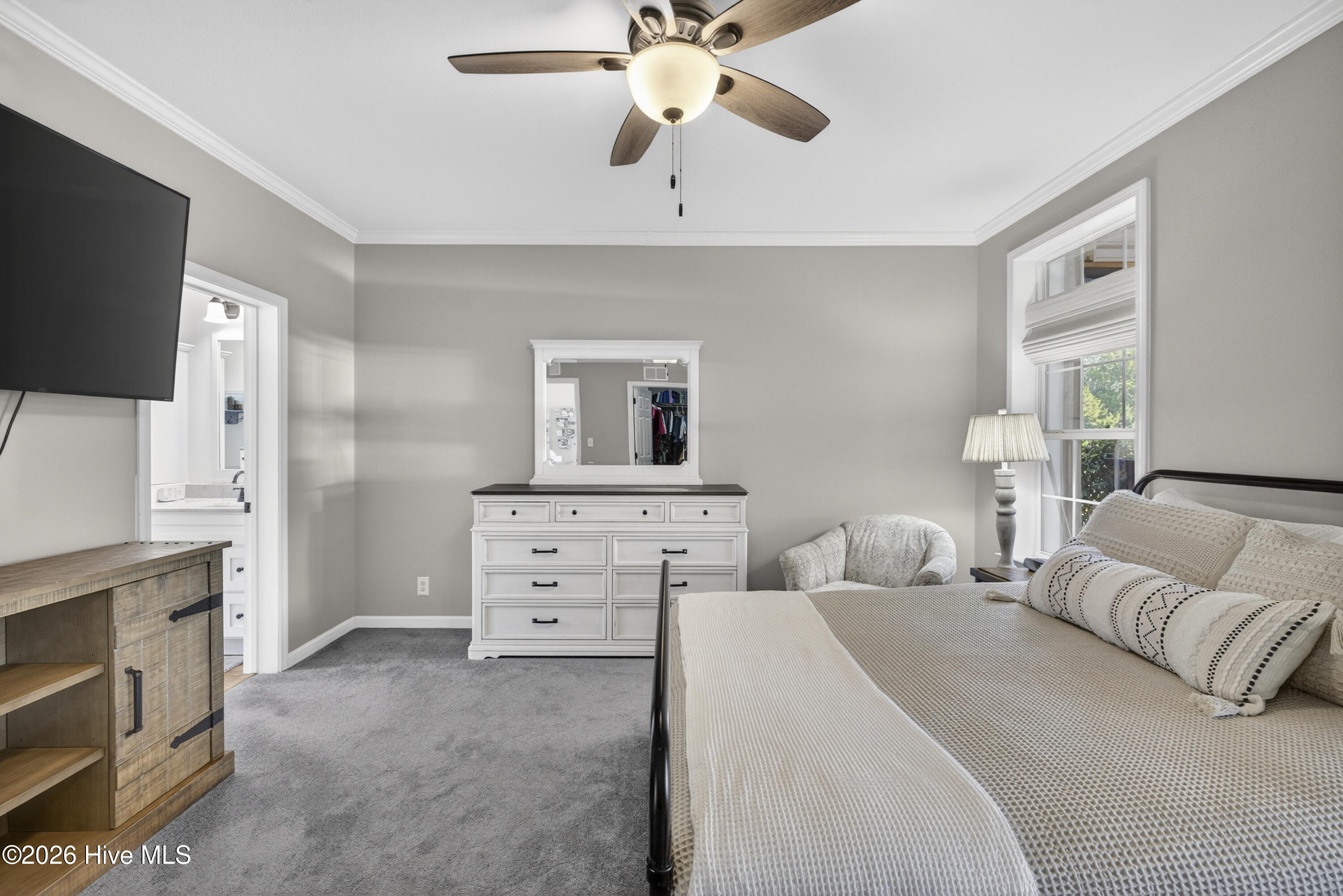 100553649 | Photo 21