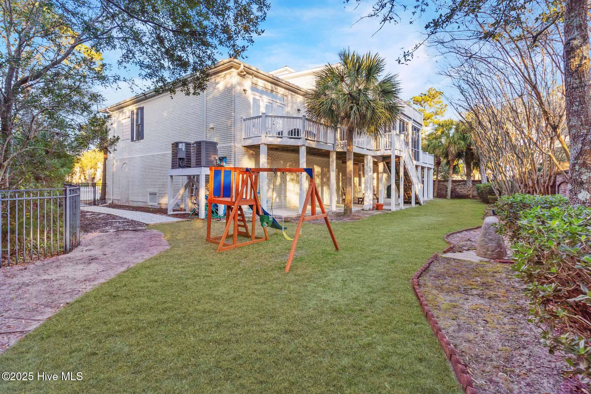 100521291 | Photo 66