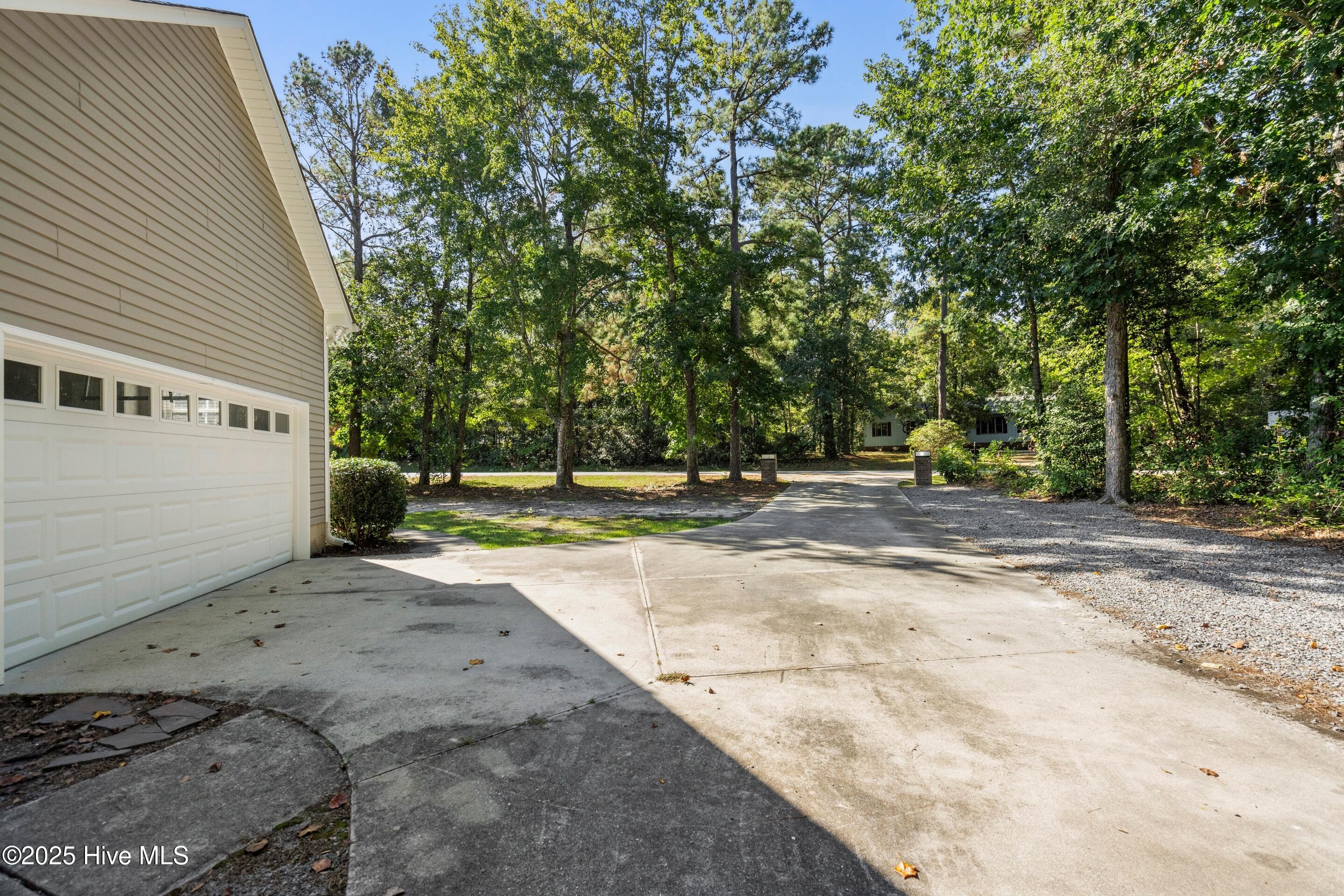 100537413 | Photo 48