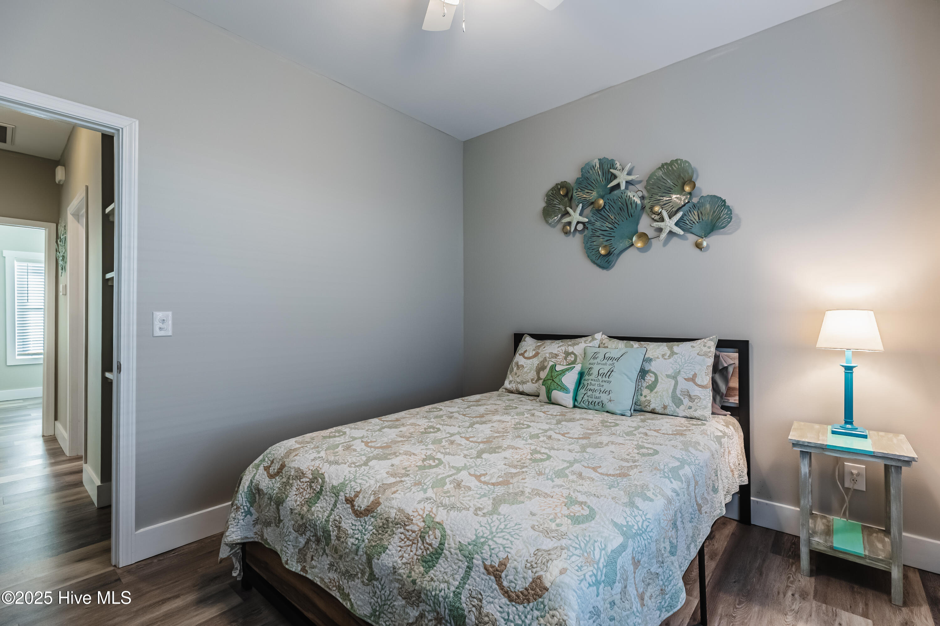 100542603 | Photo 34