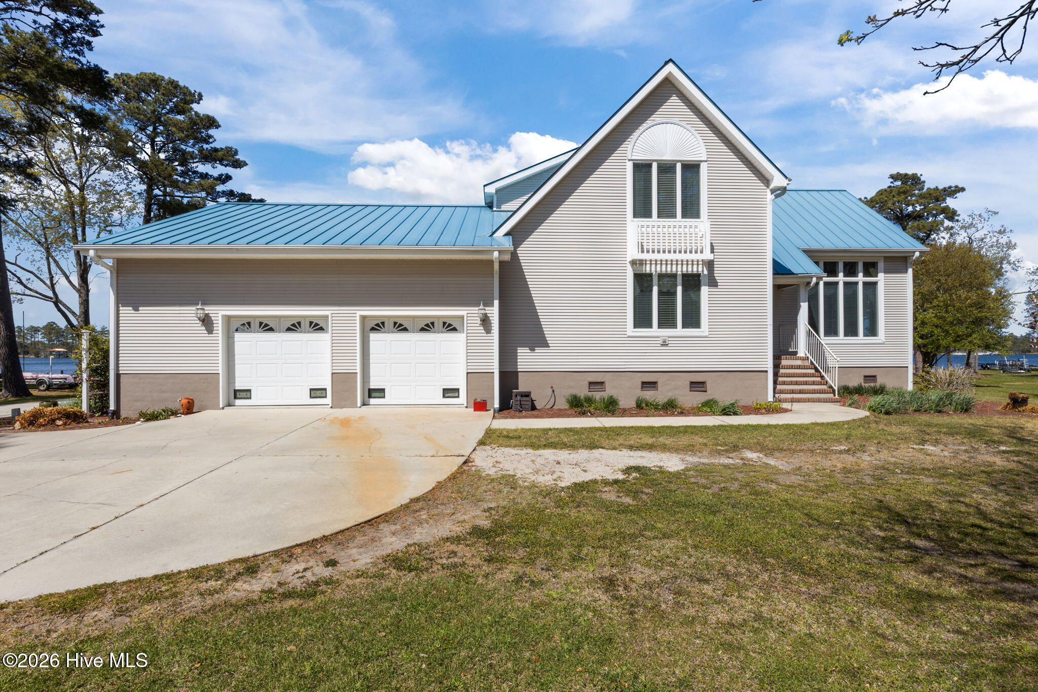 609 Mills Road,Oriental