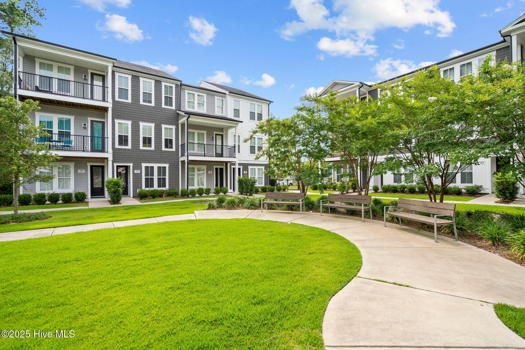 317 Hendrix Lane, Wilmington, NC 28401 – photo 3: 66-web-or-mls-13-print-DSC05838