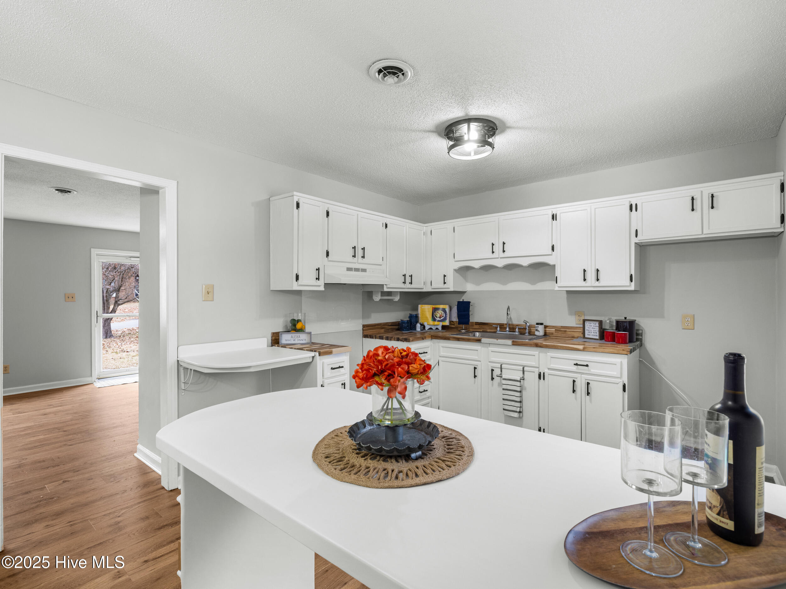 100546009 | Photo 17