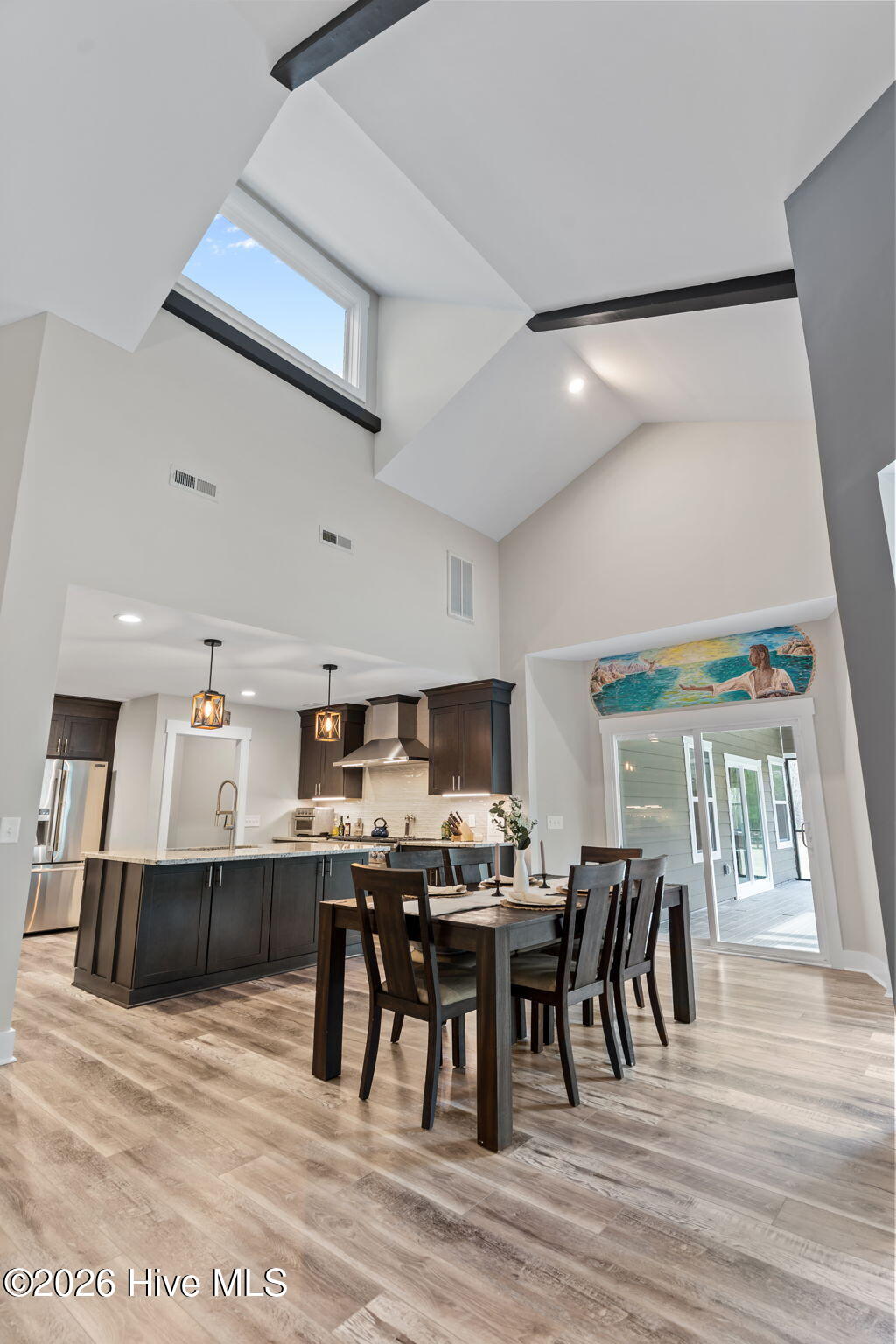 100559500 | Photo 17