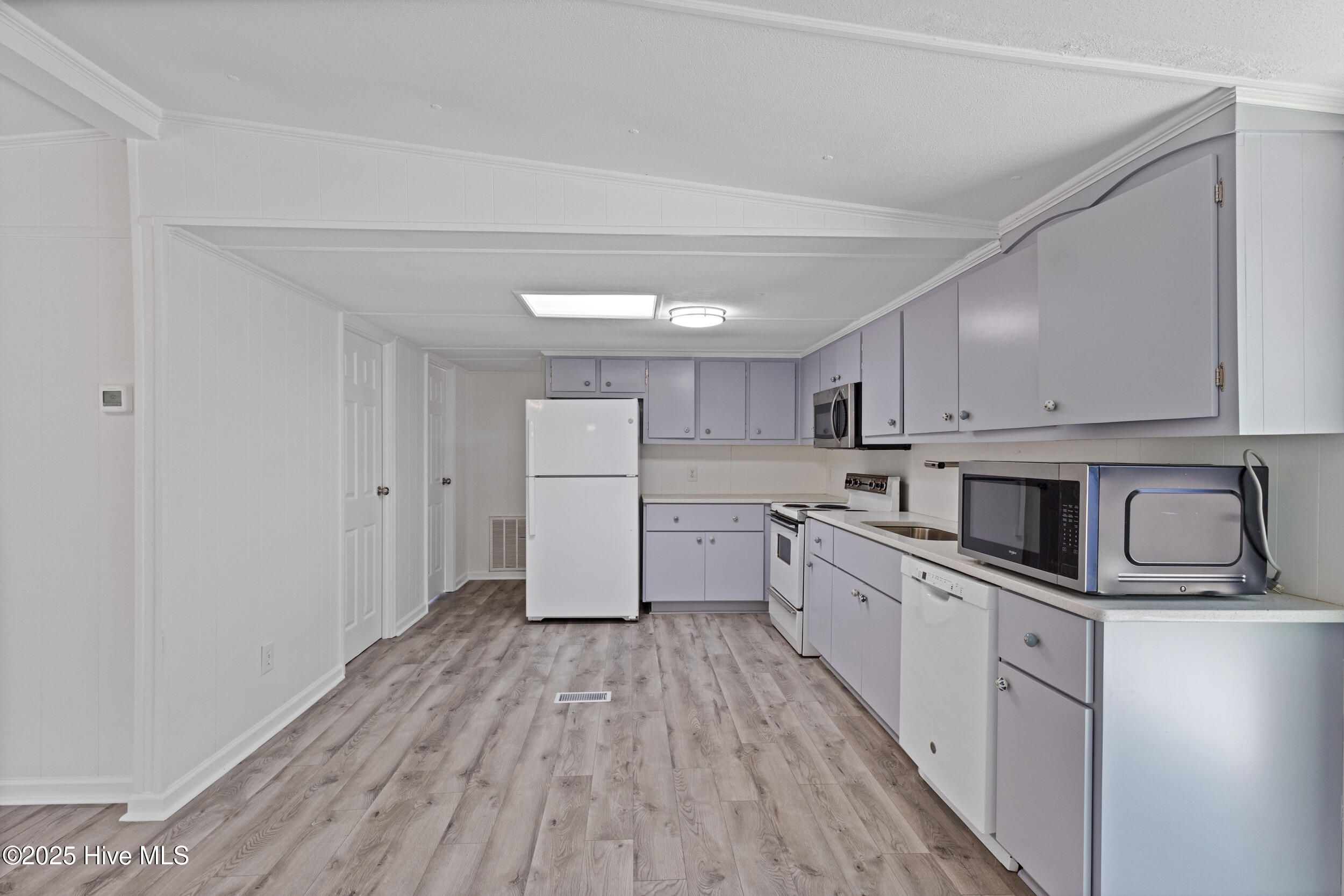 100545397 | Photo 31