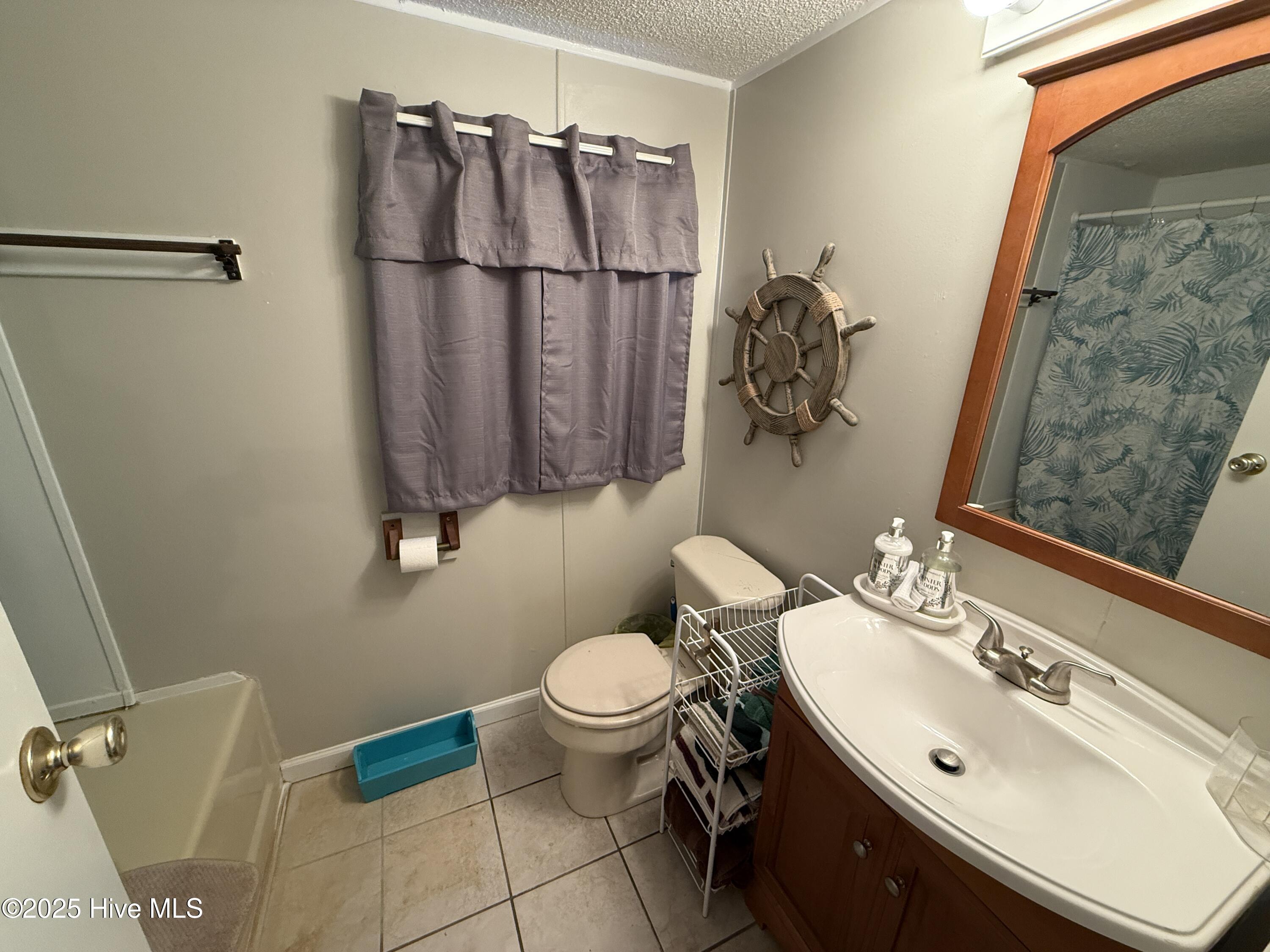 100490317 | Photo 13