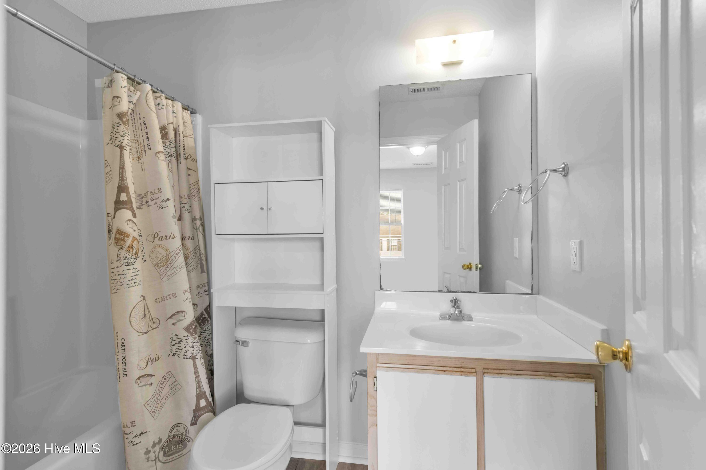 100558558 | Photo 15