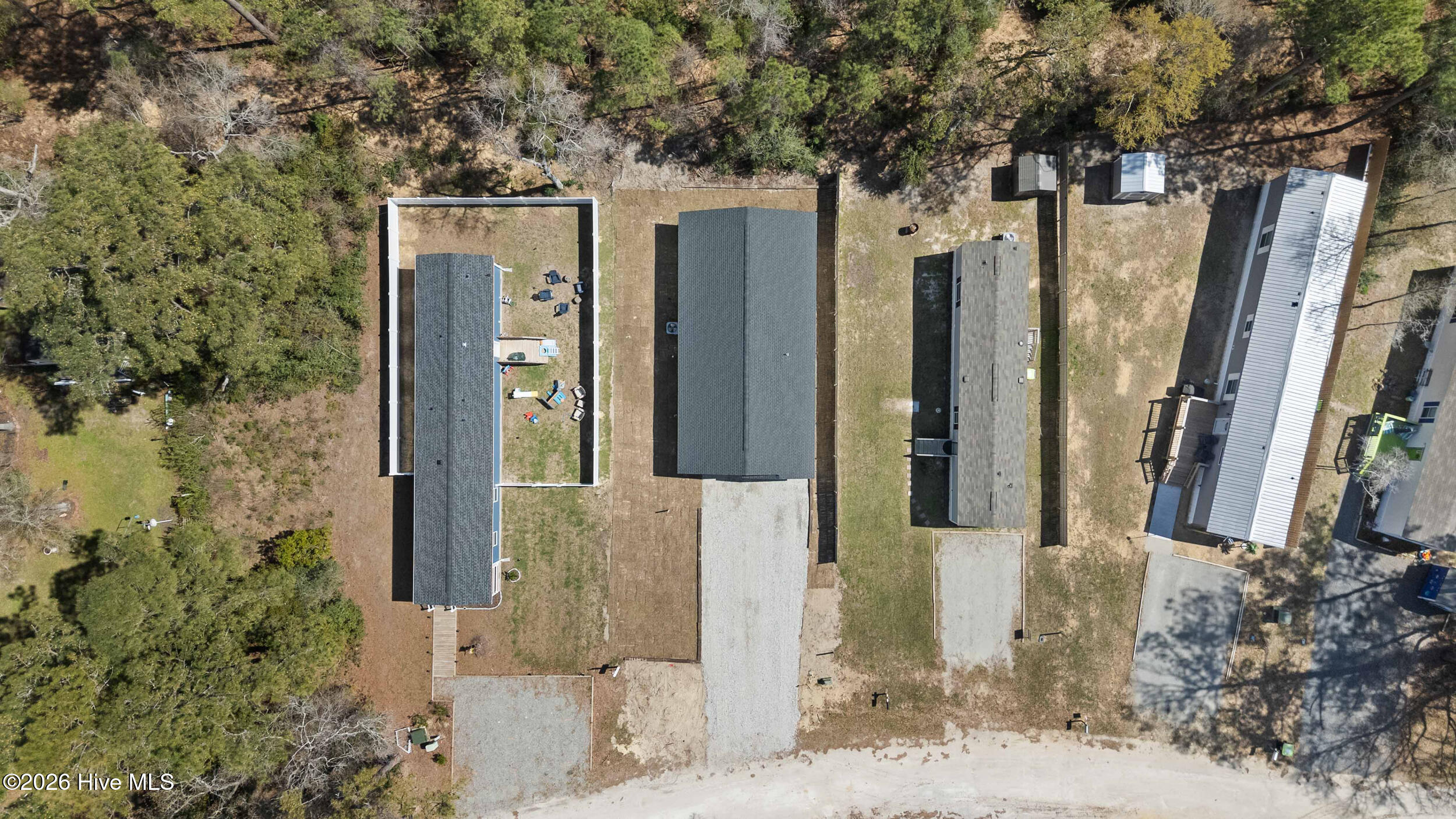 100561375 | Photo 32