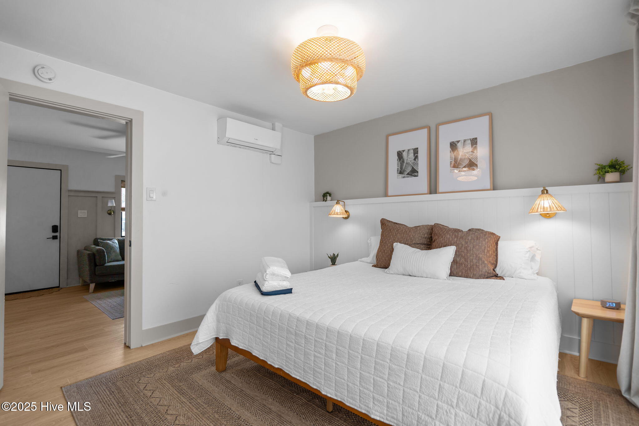 100534749 | Photo 43