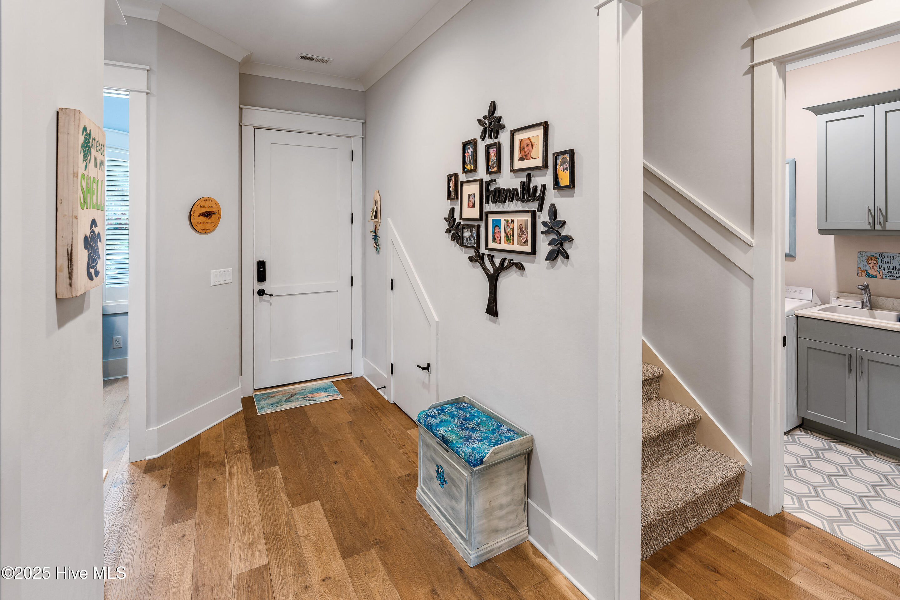 100522679 | Photo 34