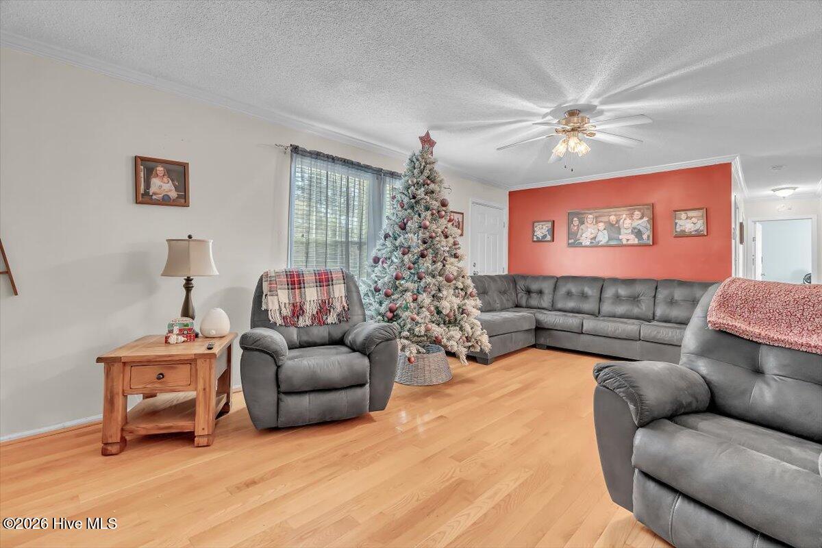 100549997 | Photo 14