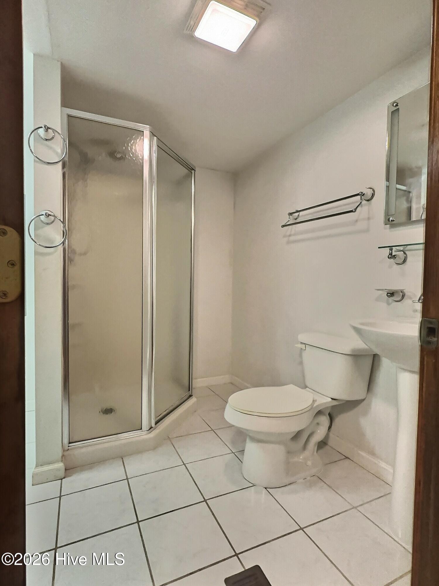 100522719 | Photo 23