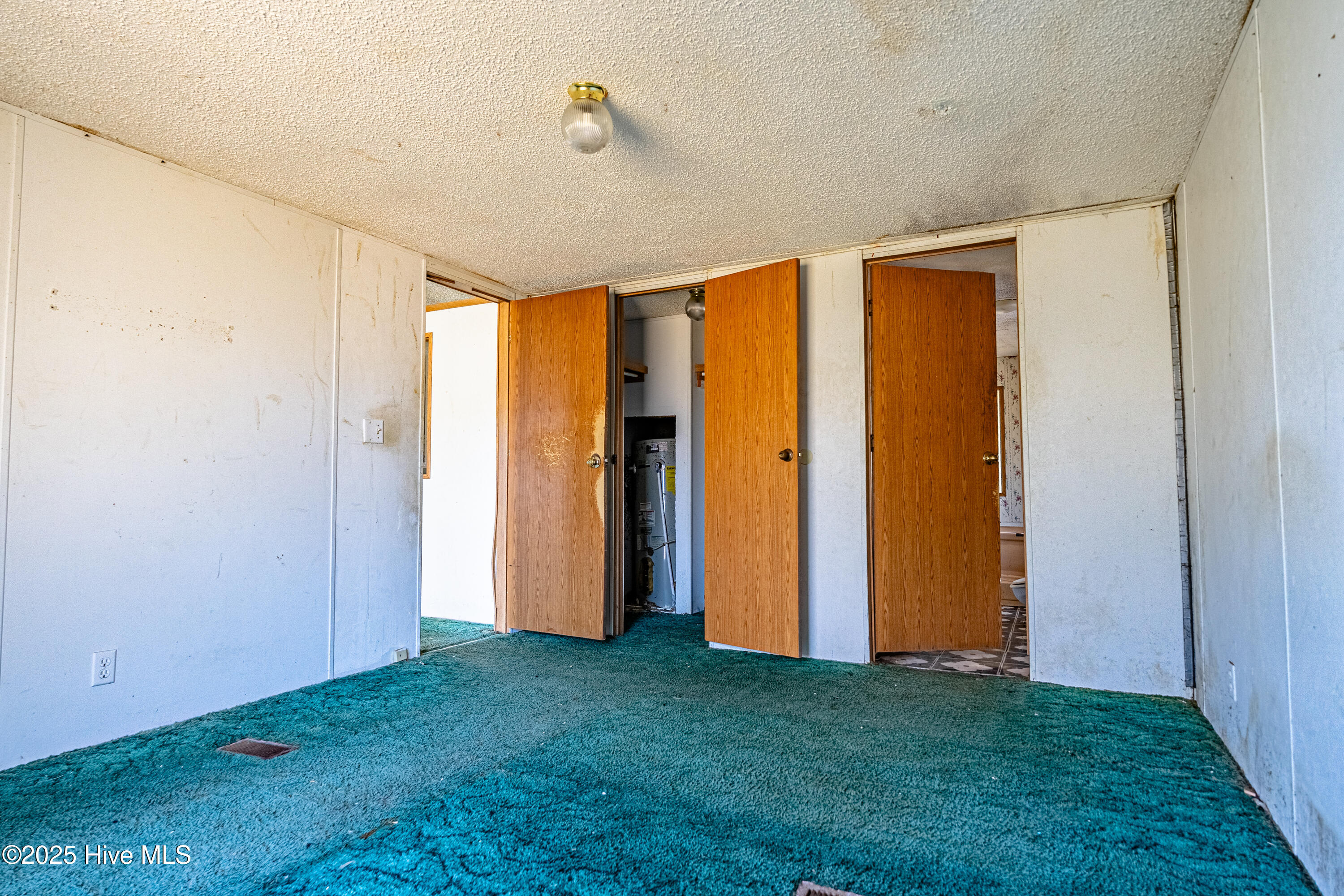 100545698 | Photo 22