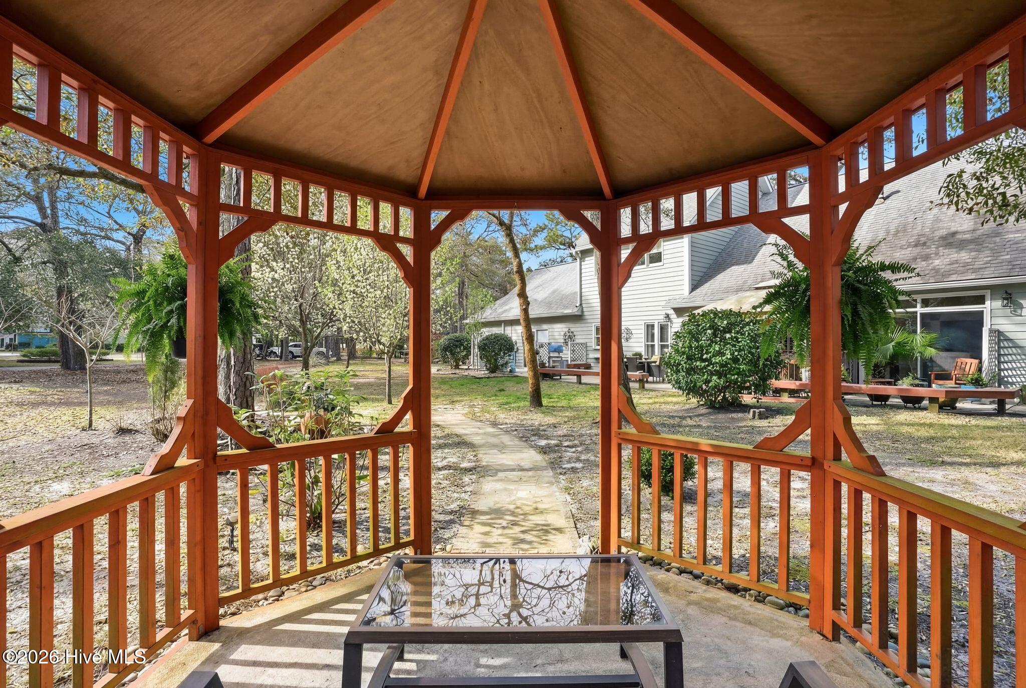 100562412 | Photo 72