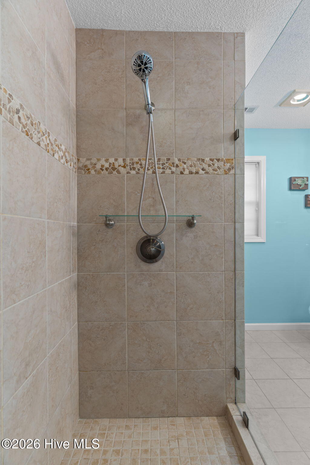 100555796 | Photo 32