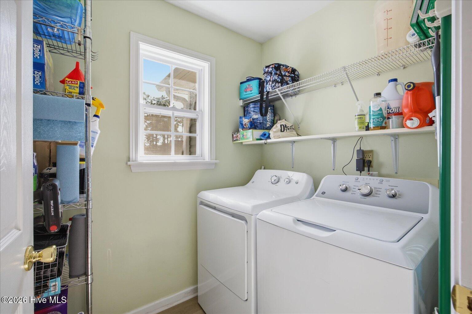 100558817 | Photo 25