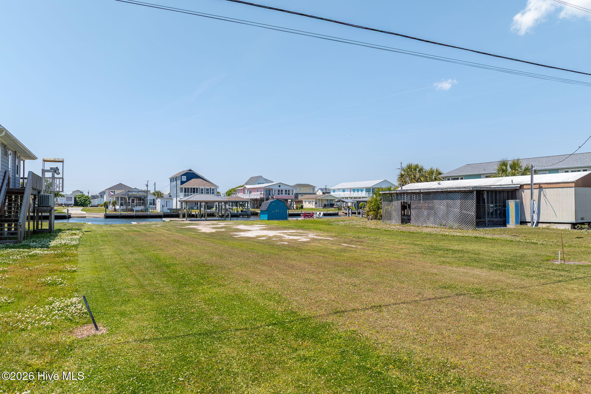 100569723 | Photo 11