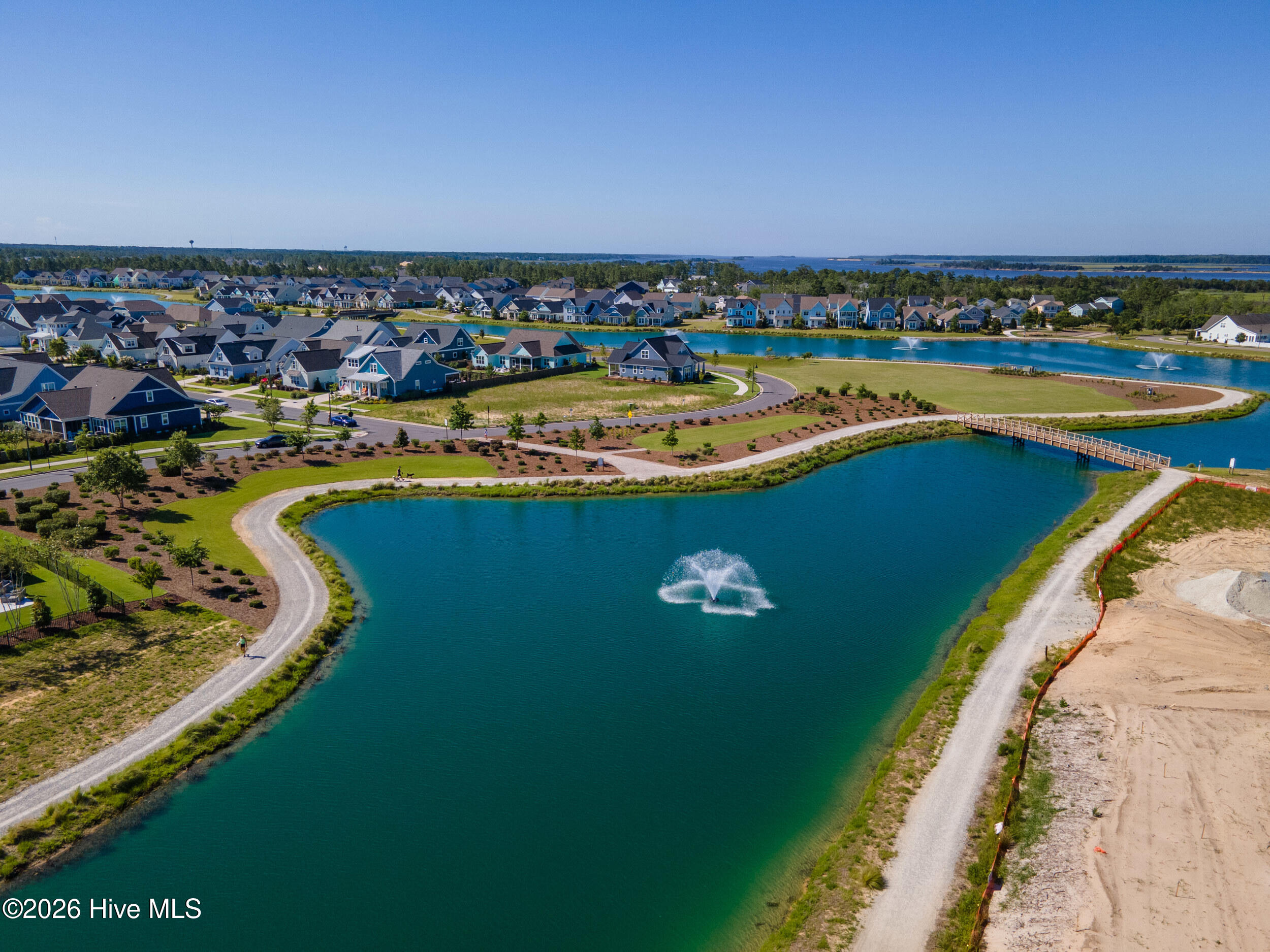 100569050 | Photo 64