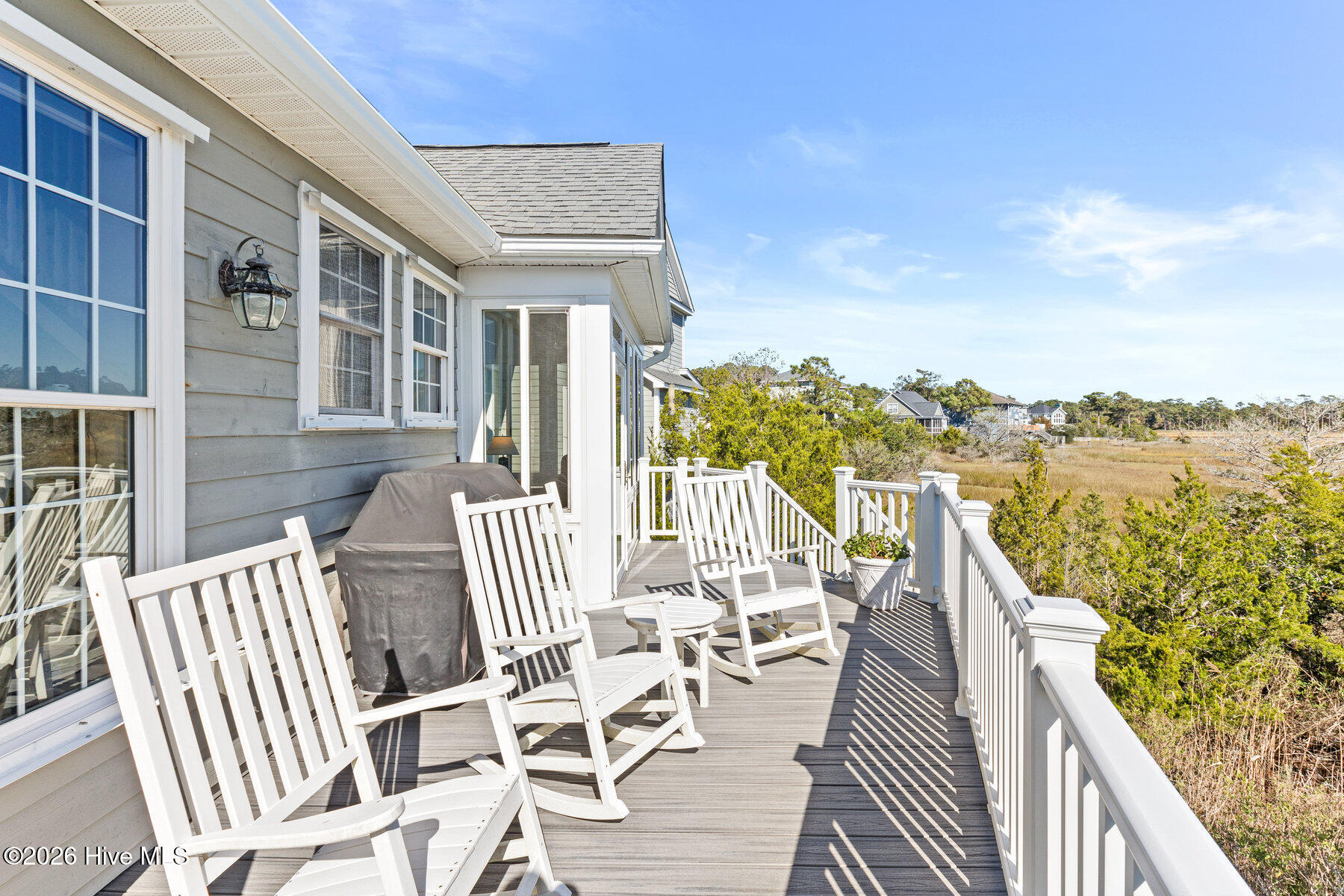 100558042 | Photo 19