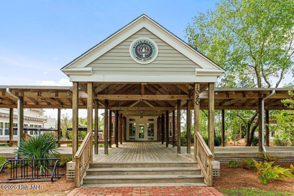 100566937 | Photo 92