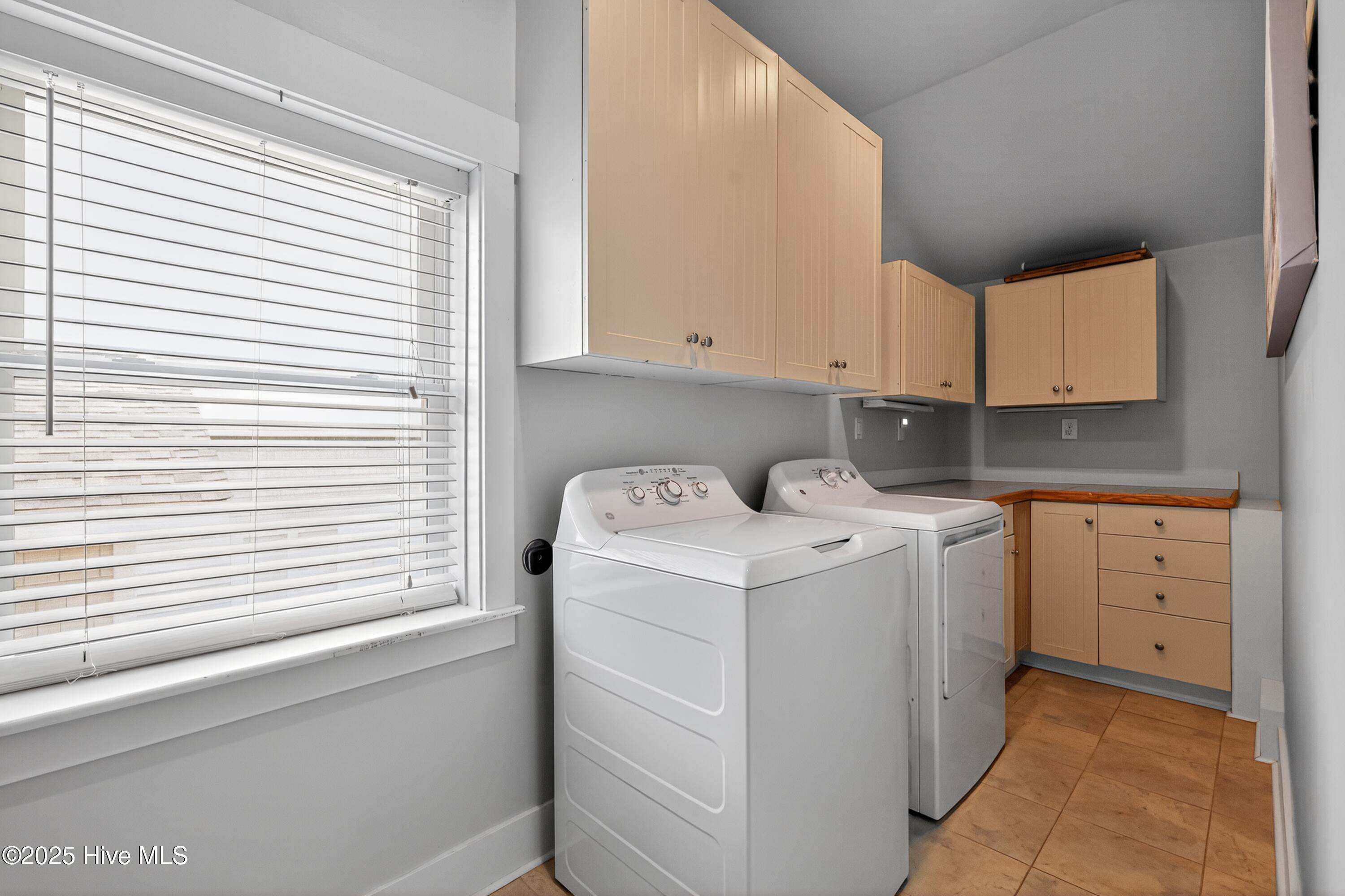 100525482 | Photo 59