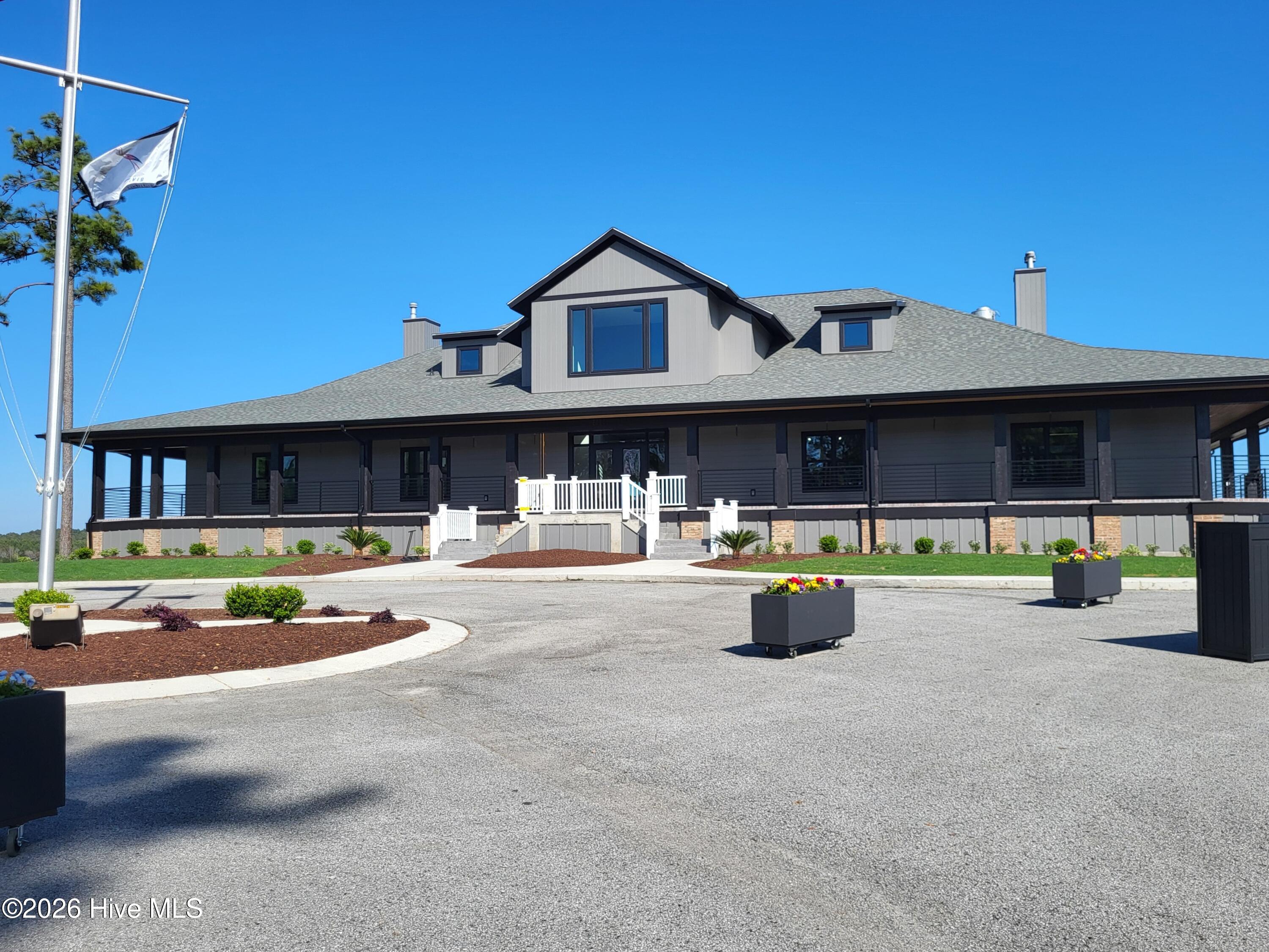 100558033 | Photo 12