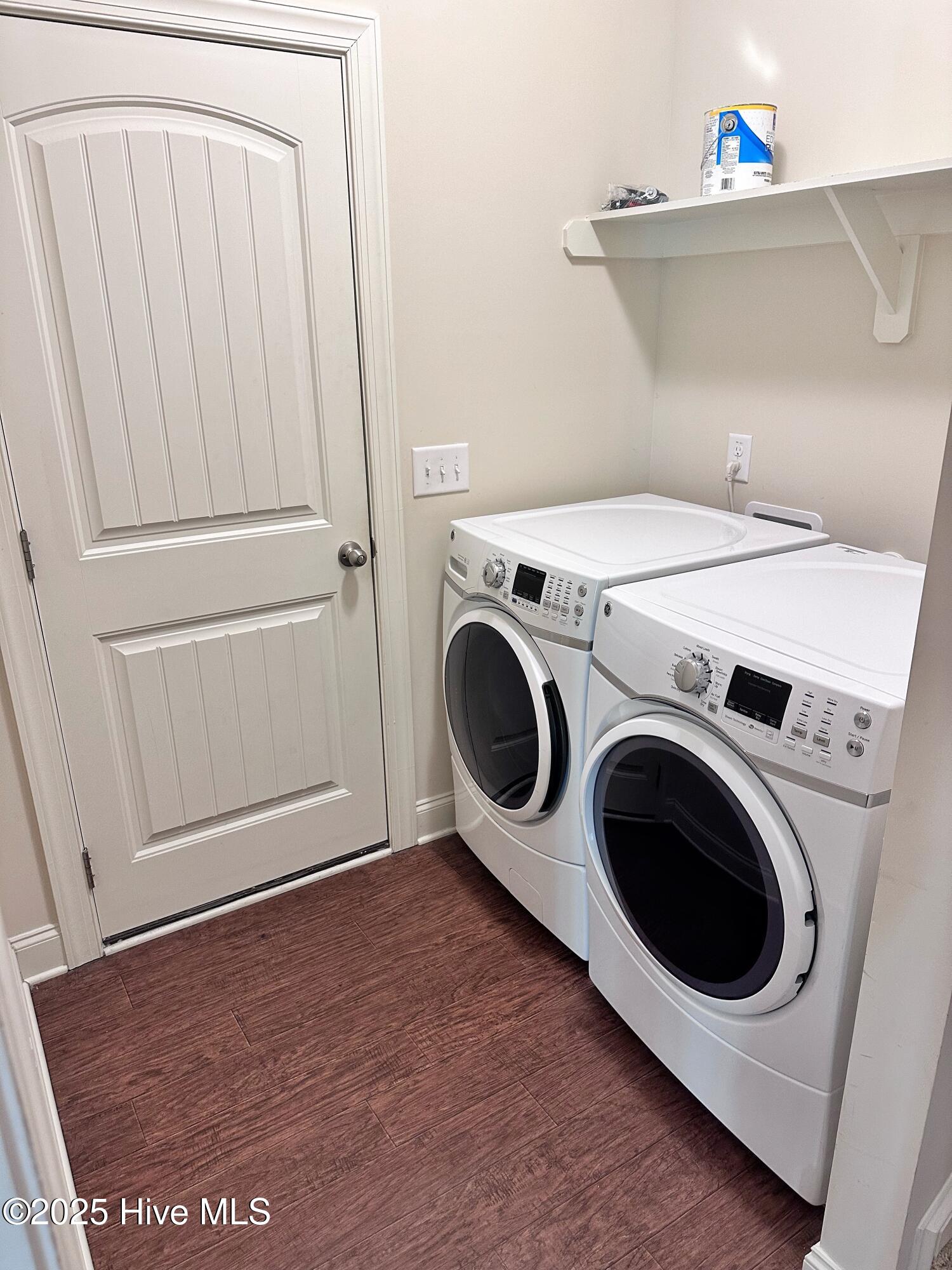 100545722 | Photo 24