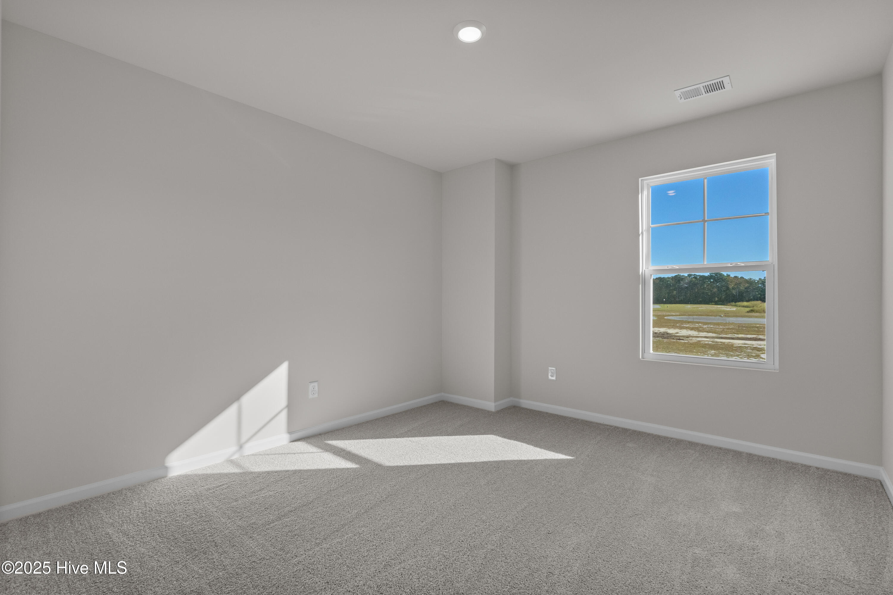 100536974 | Photo 23