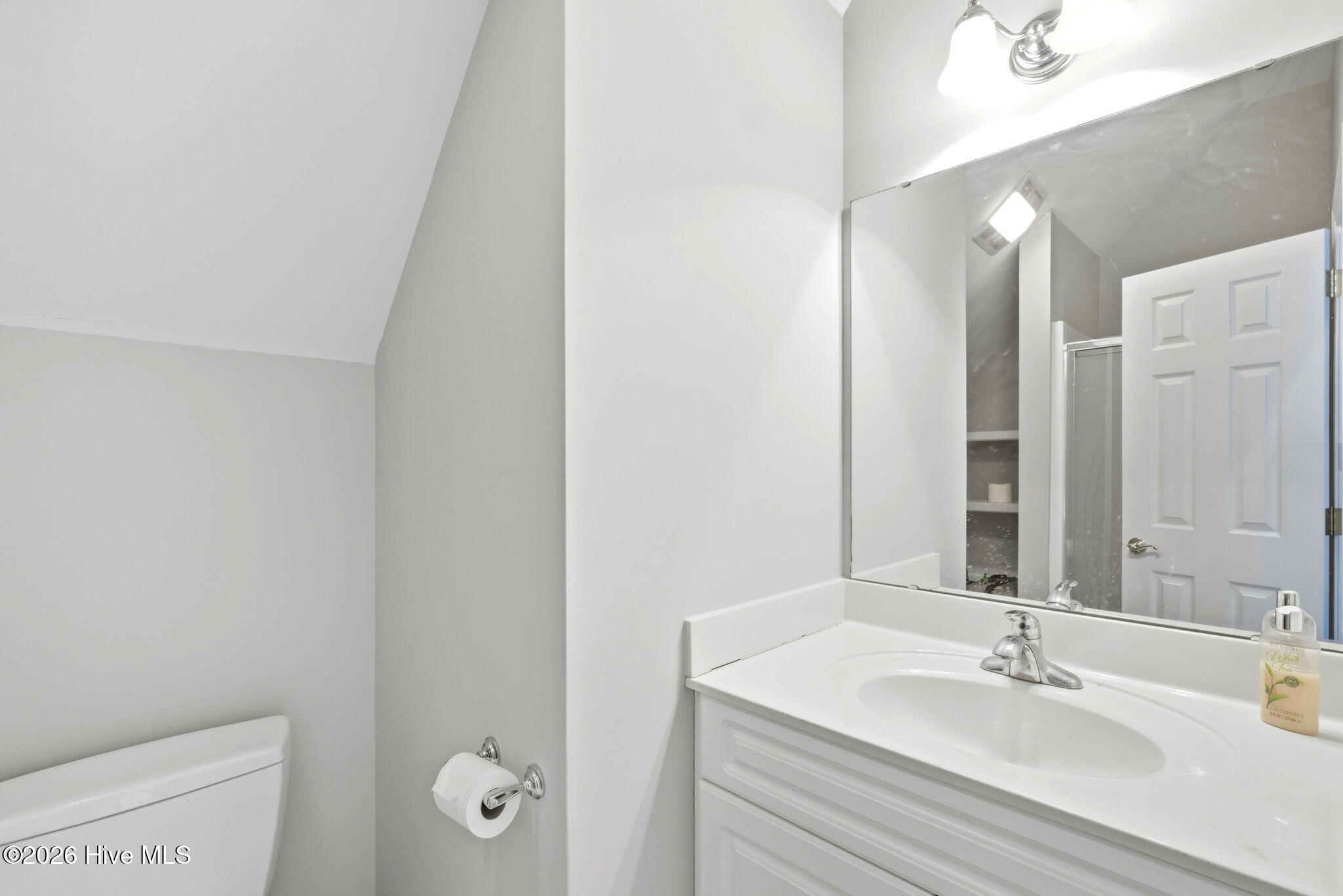 100556153 | Photo 44