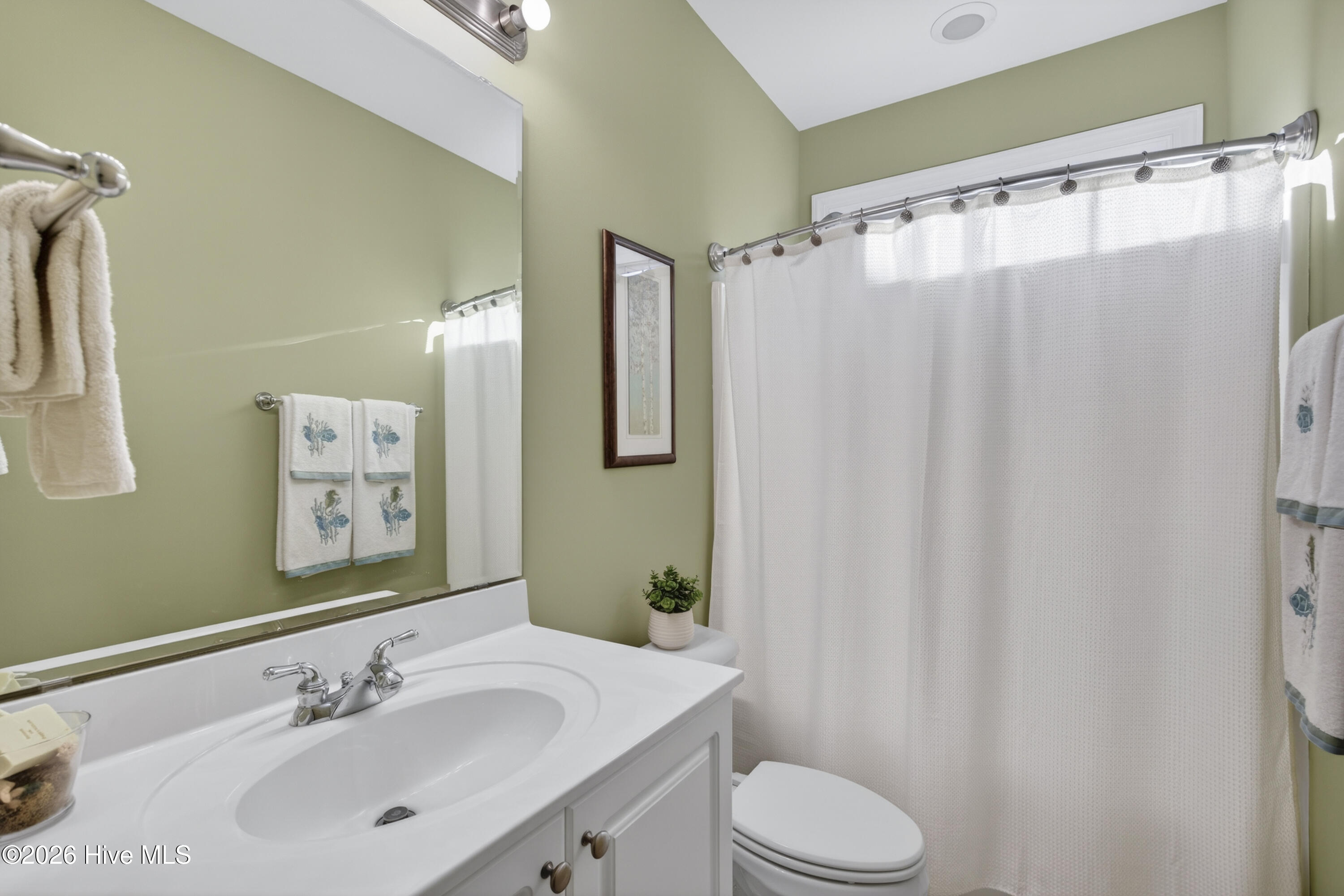 100550838 | Photo 34