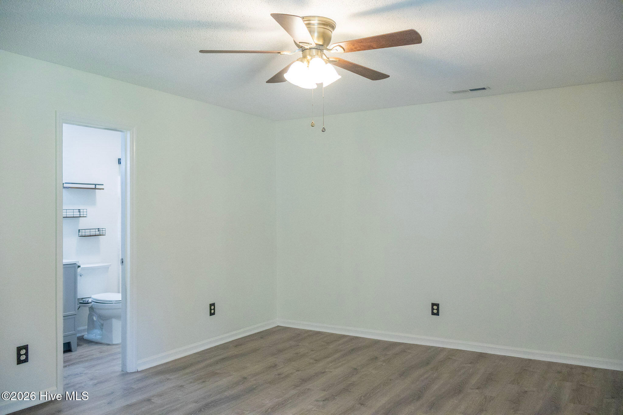 206 Blueberry Court,Hubert