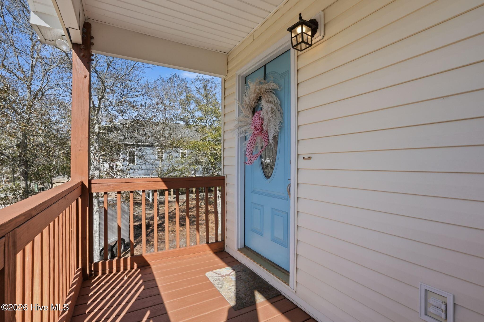 100555111 | Photo 38