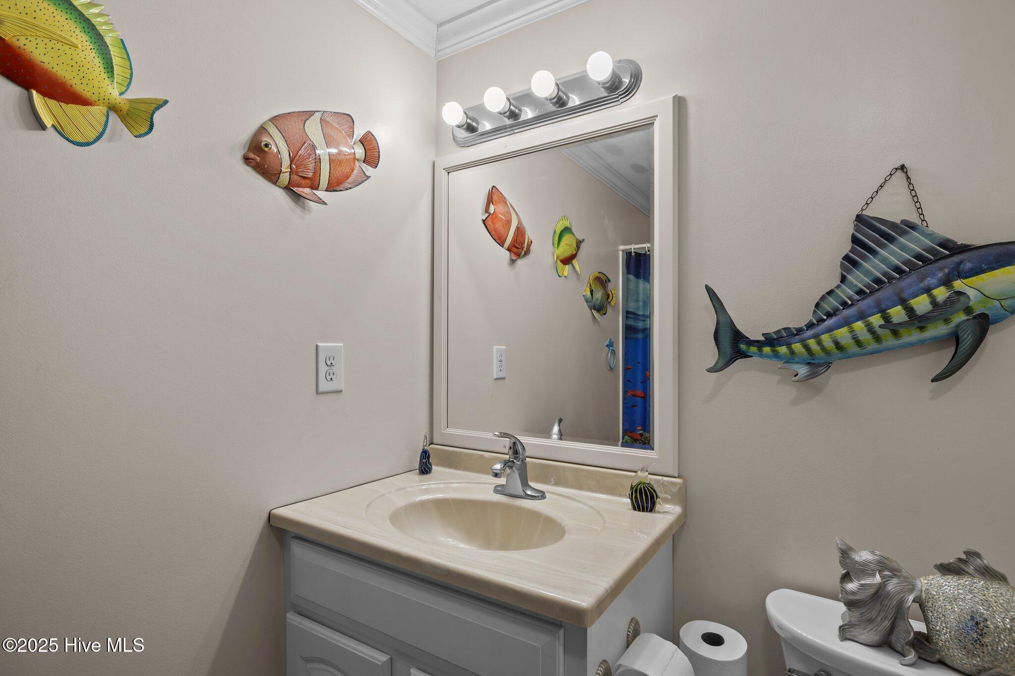 139 Diamond City Drive, Harkers Island, NC, 28531