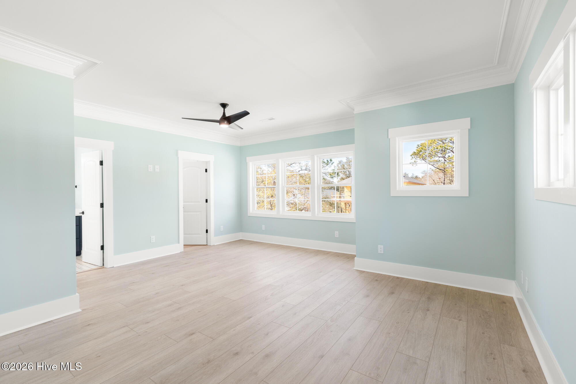 100516675 | Photo 69