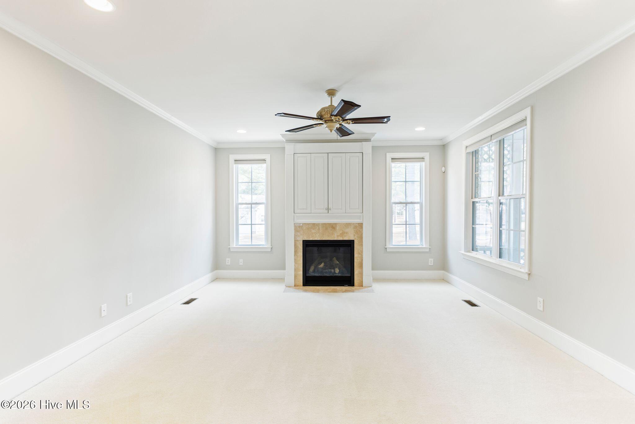 100553307 | Photo 10