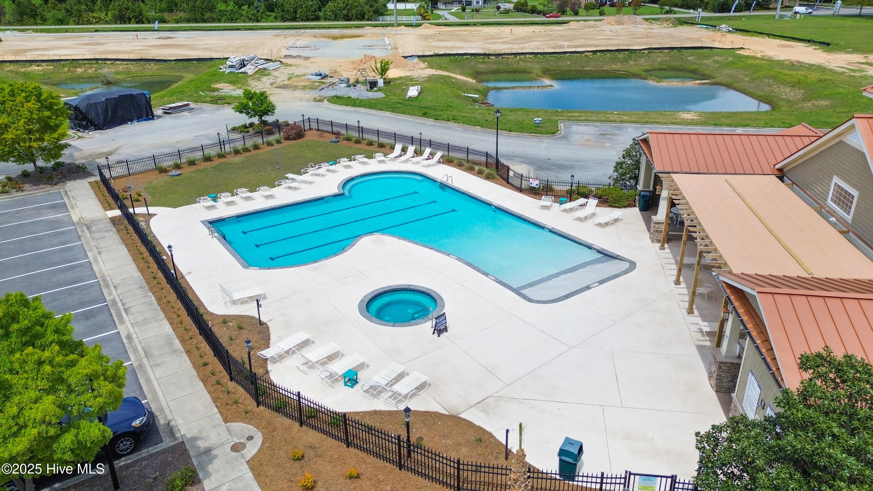 100552979 | Photo 45